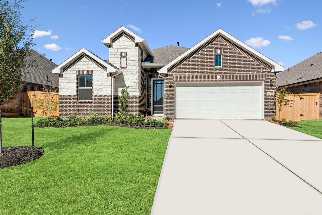 32406 Cedar Elm Drive Property Photo 1