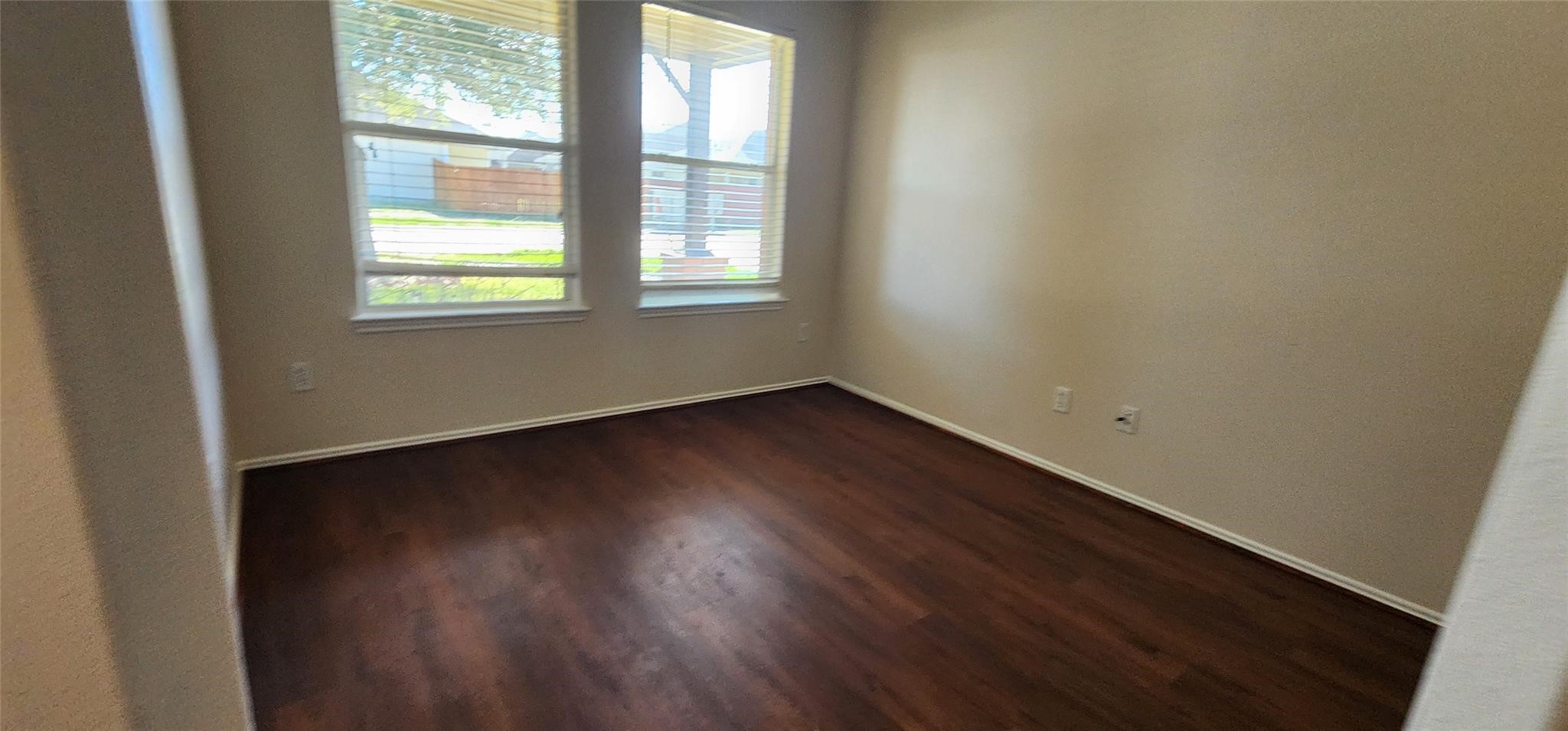 315 Sunset Colony Drive Property Photo 2