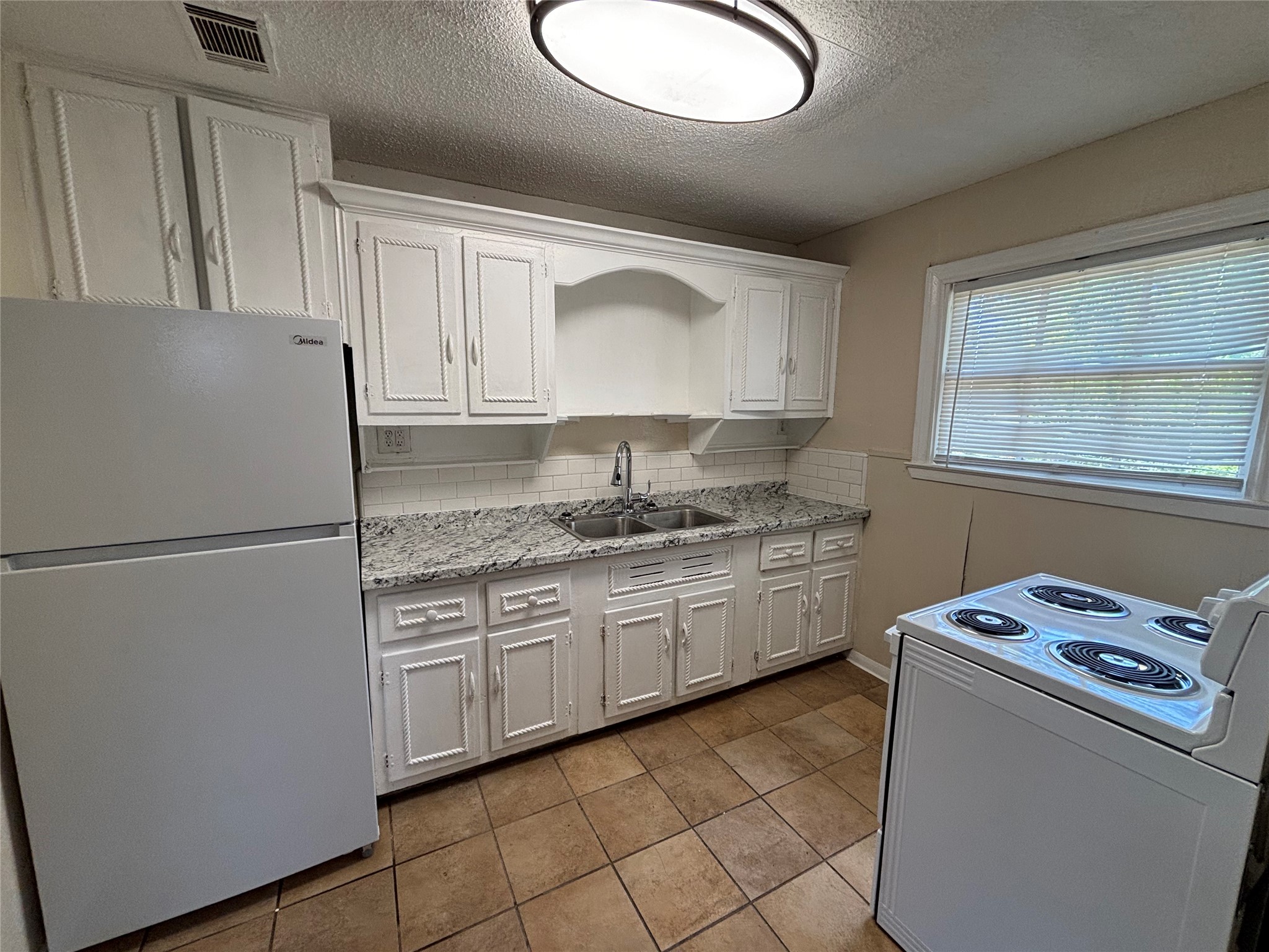 45 17th Avenue N Property Photo 3