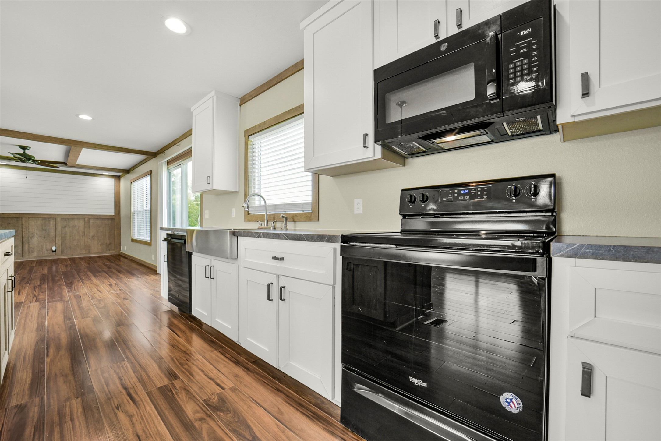 1566 County Road 610 E Property Photo 19