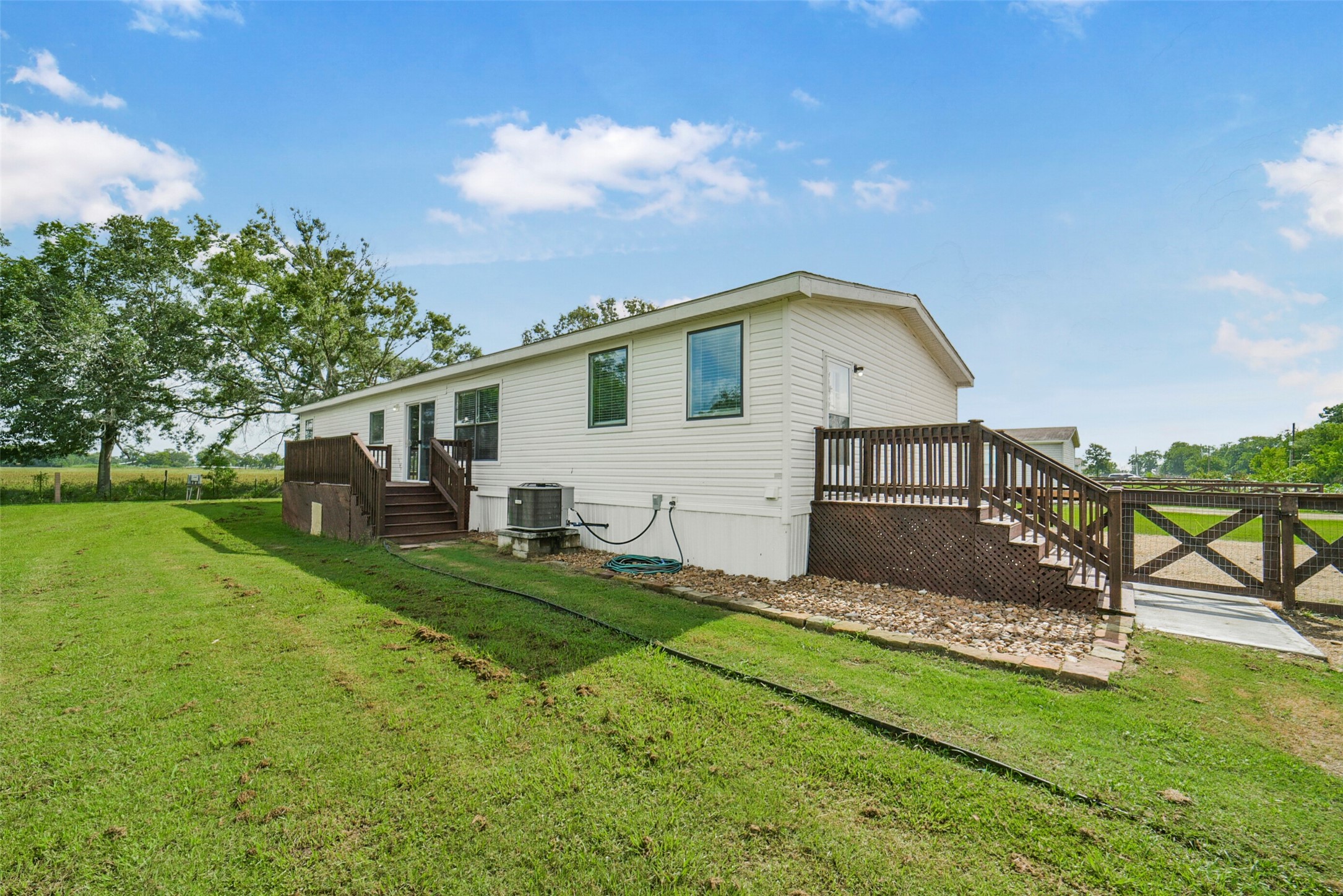 1566 County Road 610 E Property Photo 43