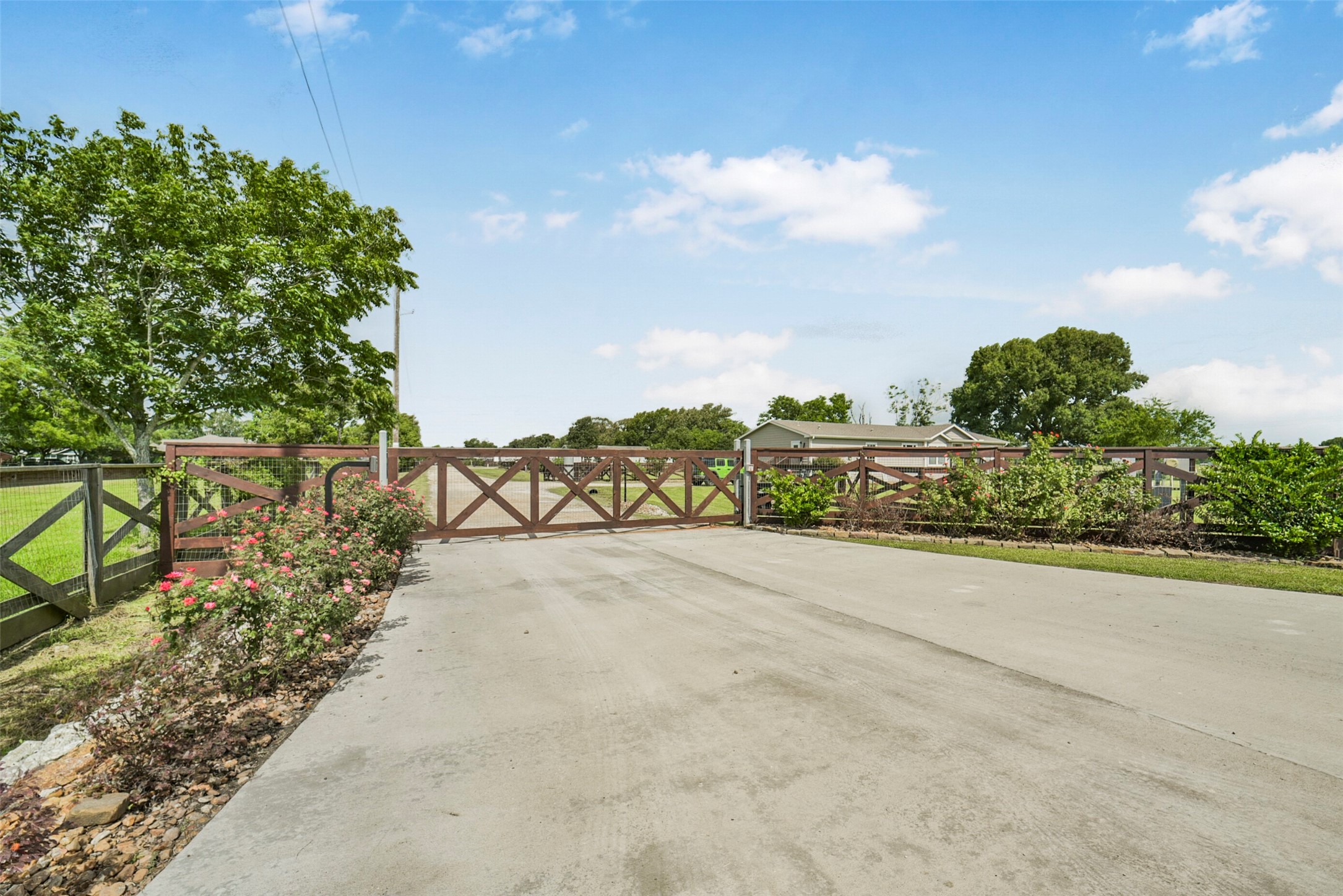 1566 County Road 610 E Property Photo 45