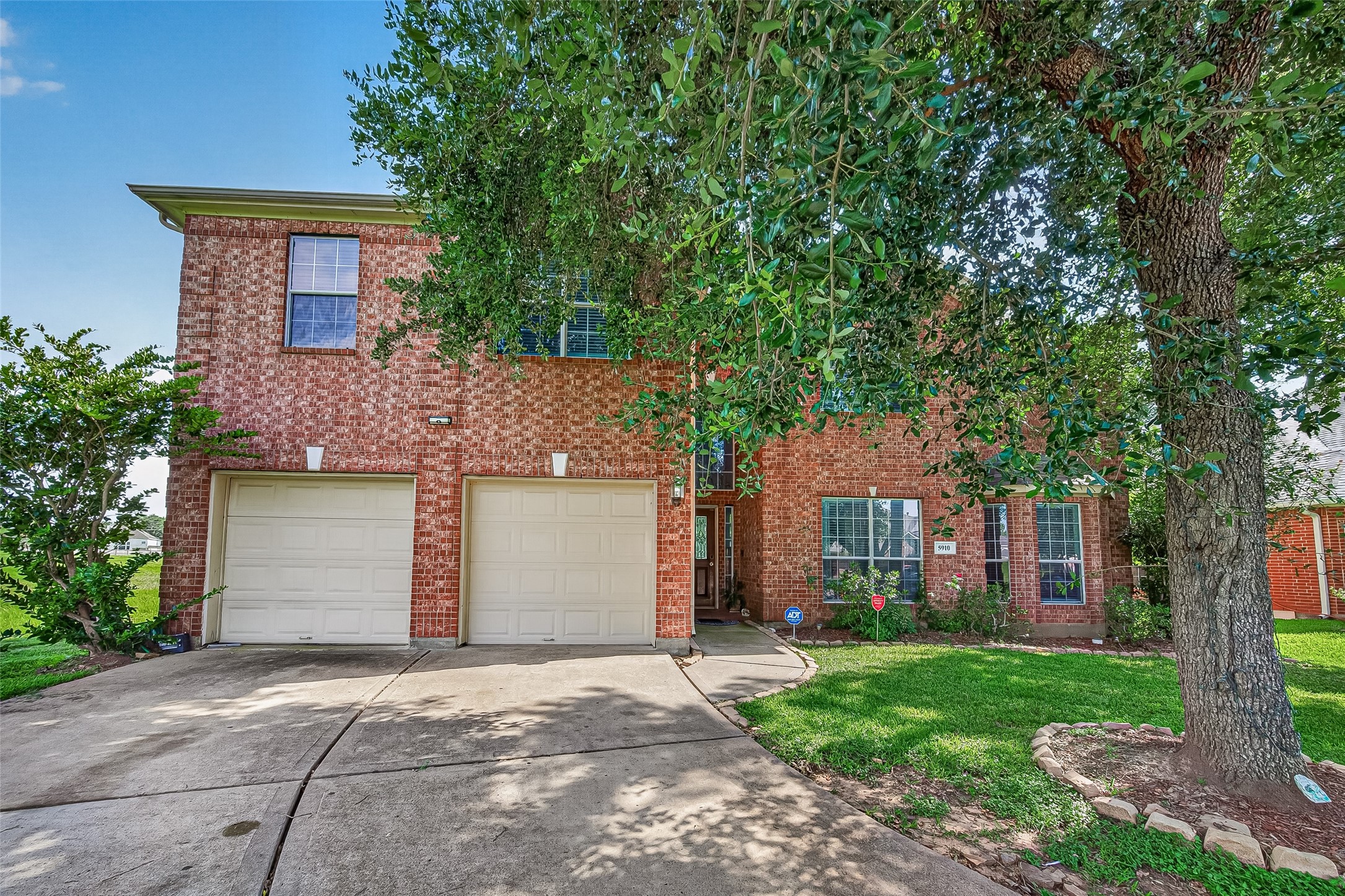 5910 Coral Petal Lane Property Photo 1