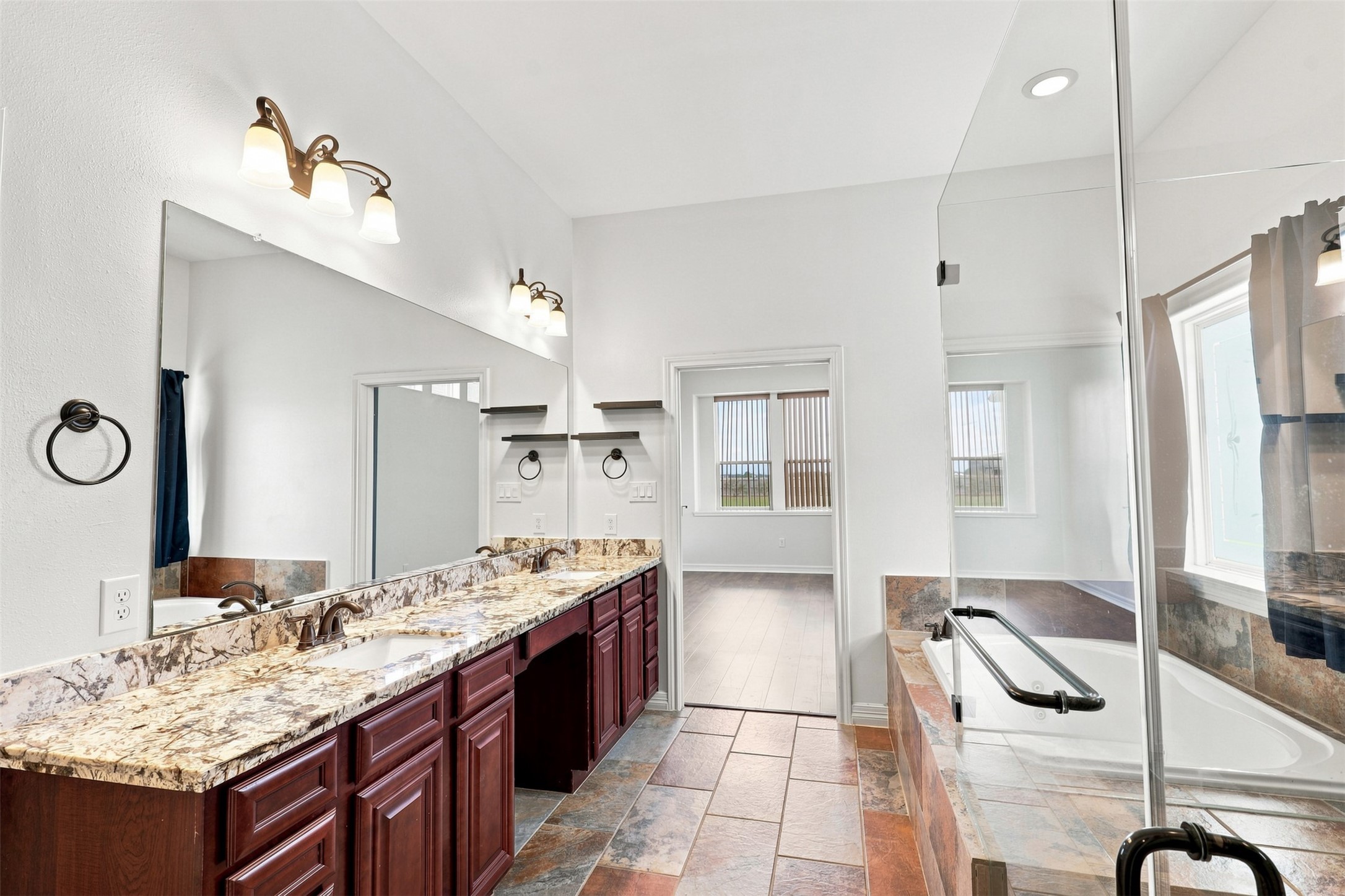 11718 Casadores Lane Property Photo 25
