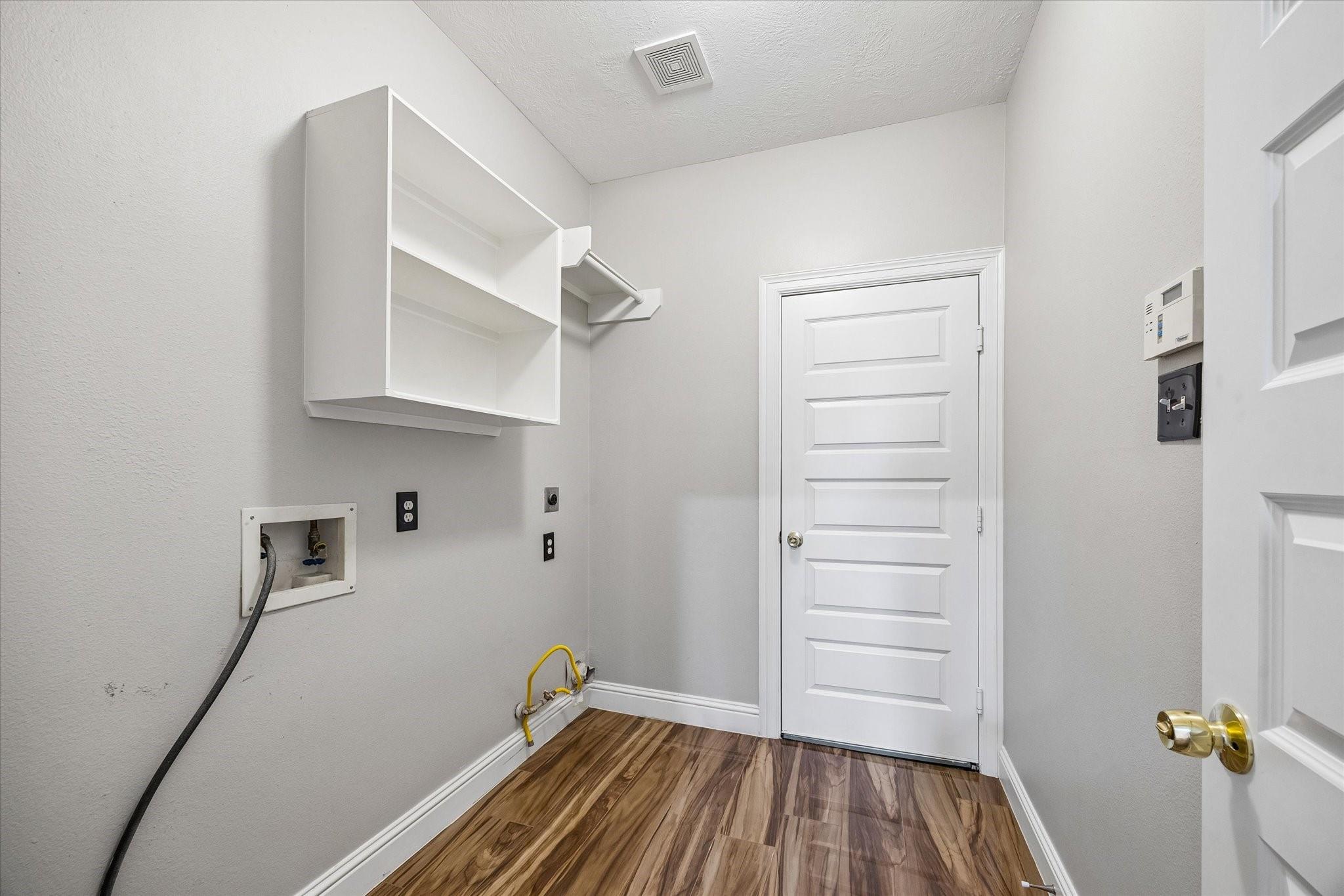 8422 W Sienna Cove Lane Property Photo 31