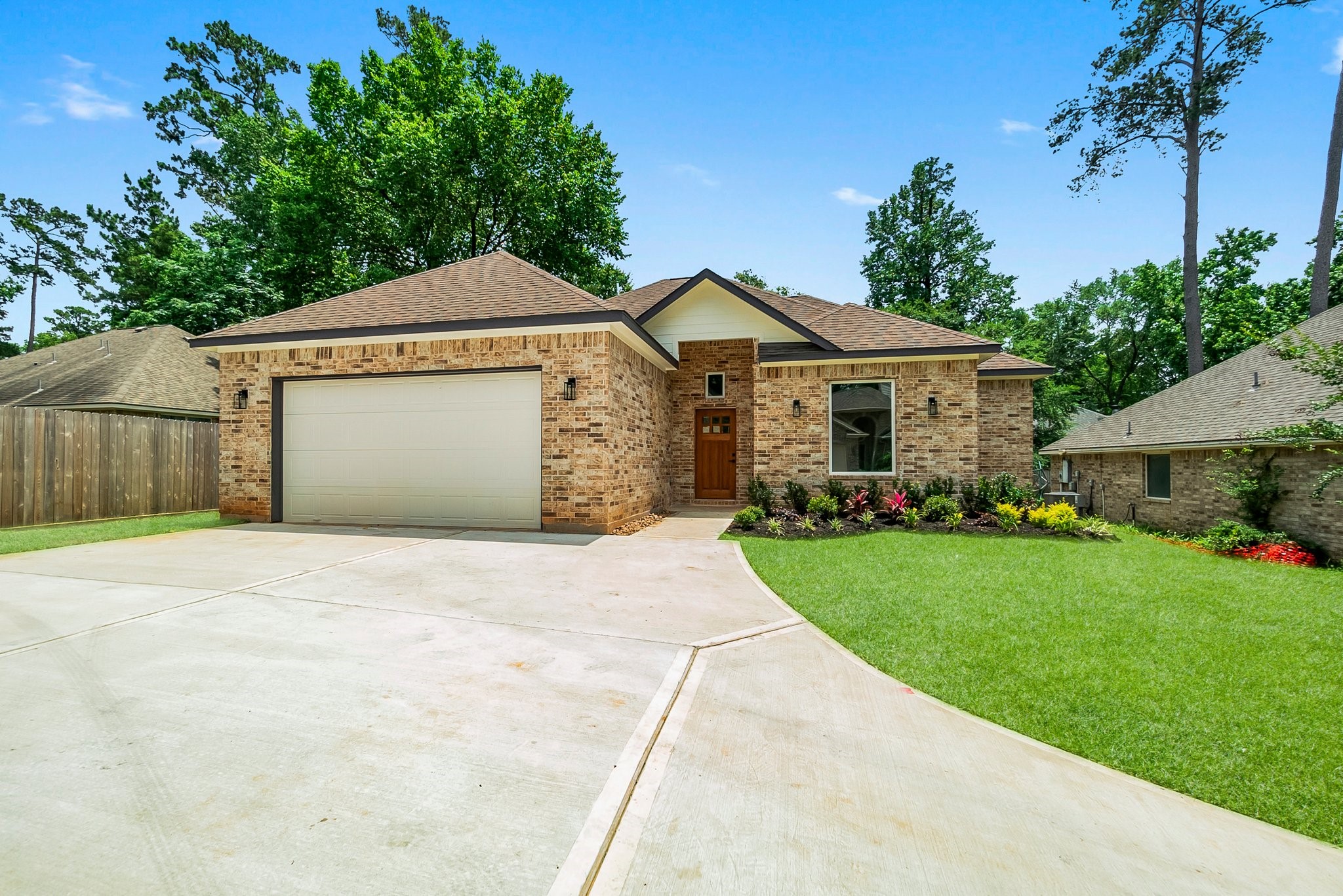 3518 Misty Moss Property Photo 1