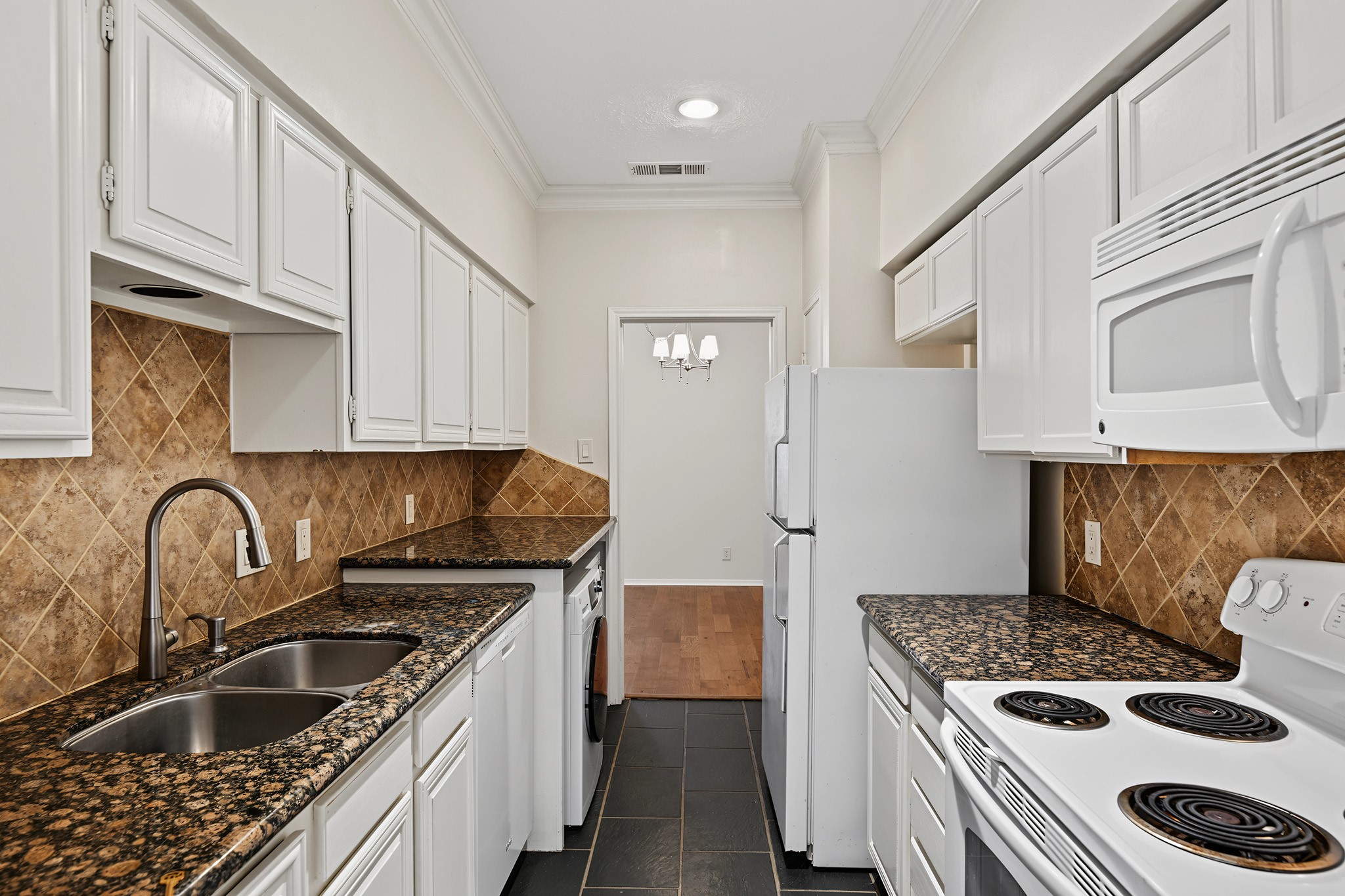 3721 Wakeforest Property Photo 11