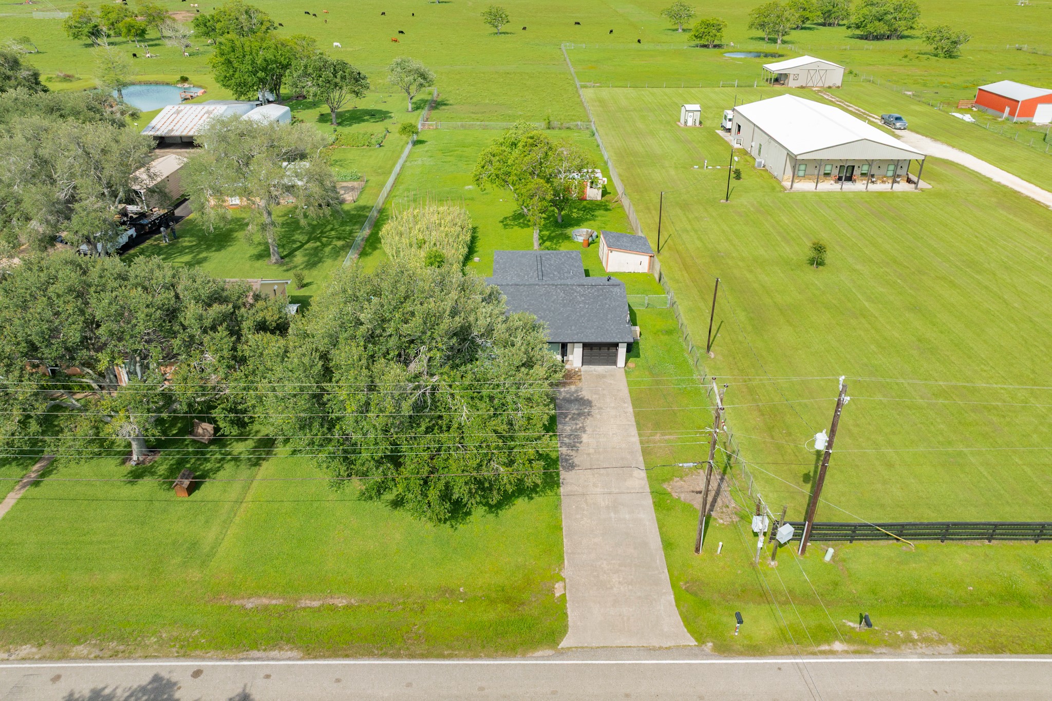 2735 County Road 208 Property Photo 1