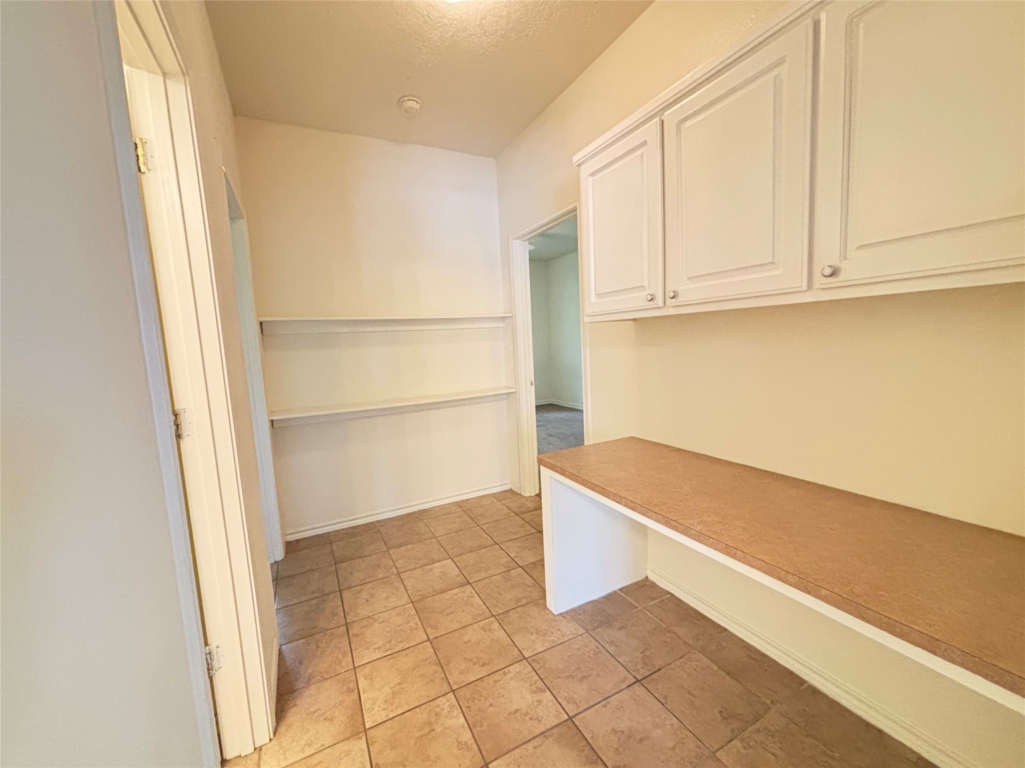 2455 Montgomery Road 47 Property Photo 4