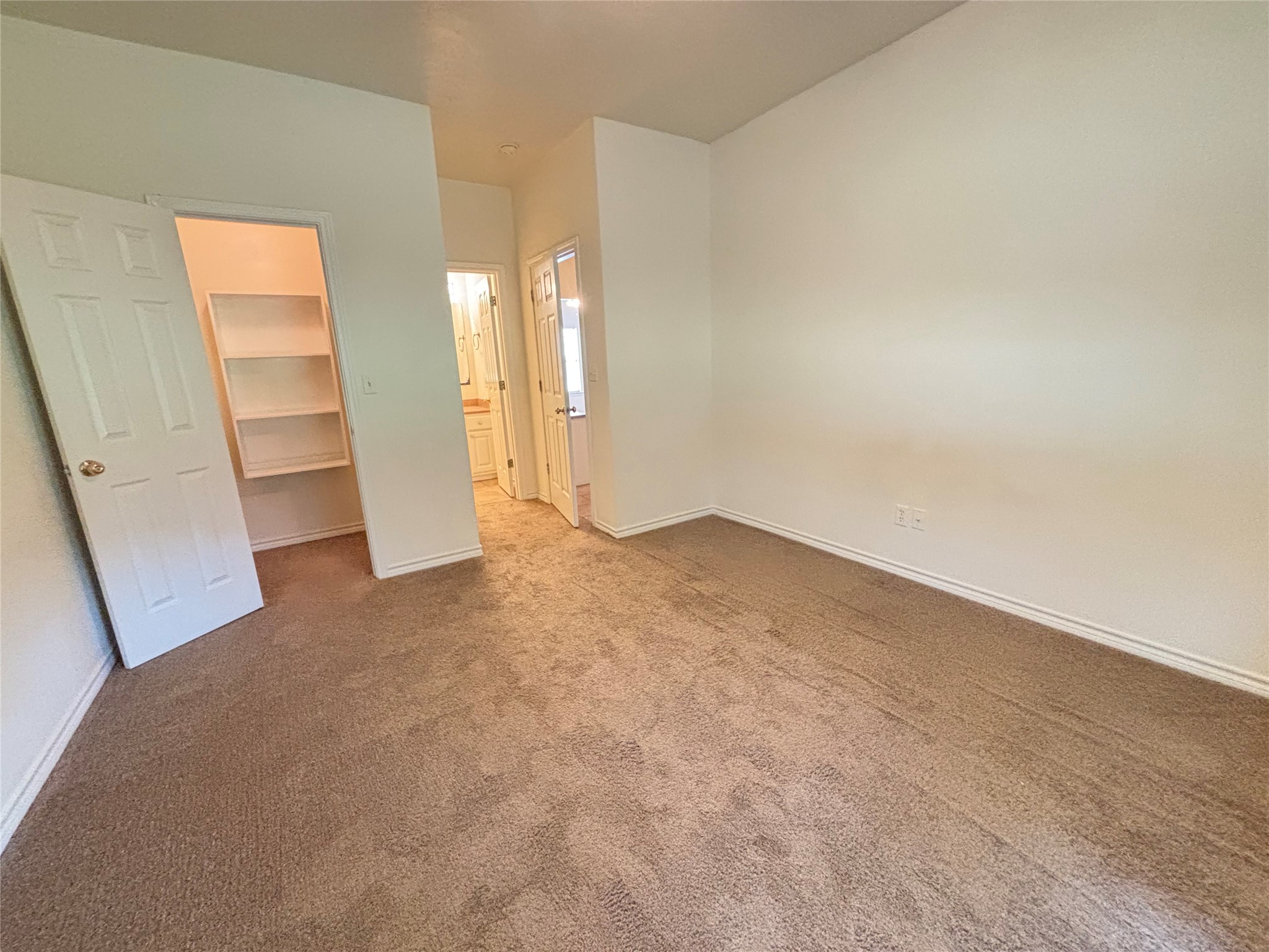 2455 Montgomery Road 47 Property Photo 8