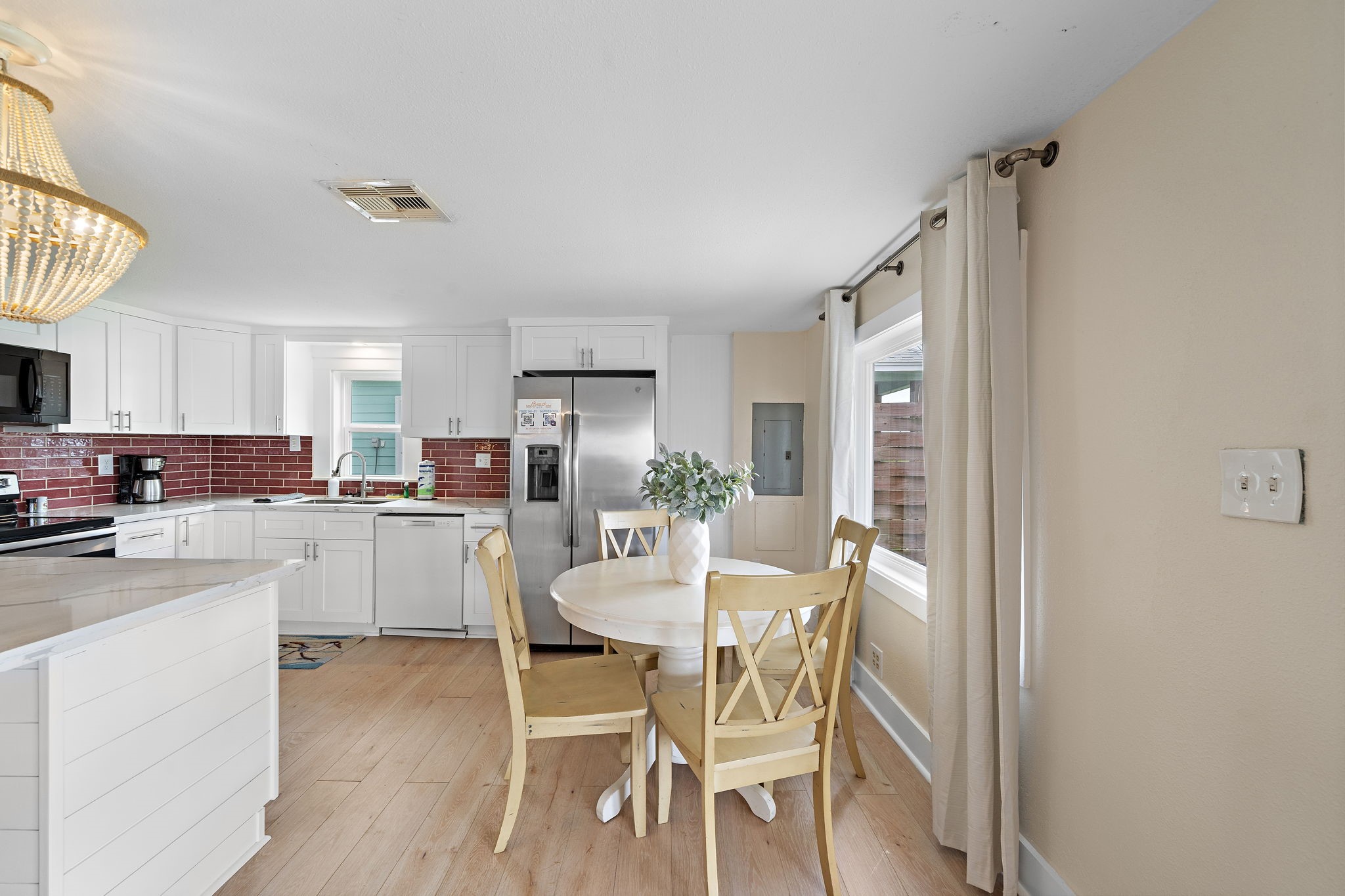 417 Olive Street Property Photo 8