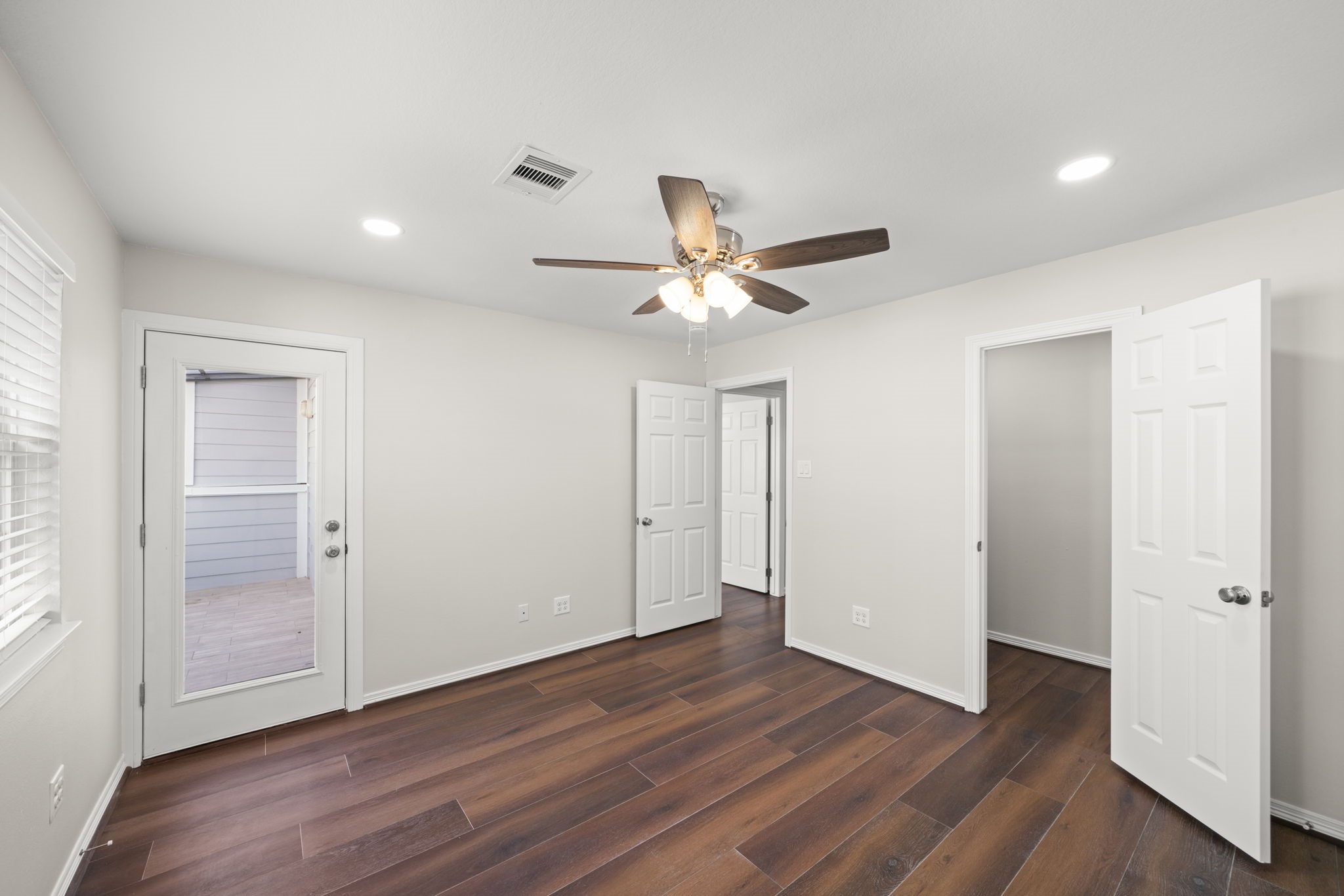 4023 Breakwood Drive Property Photo 23
