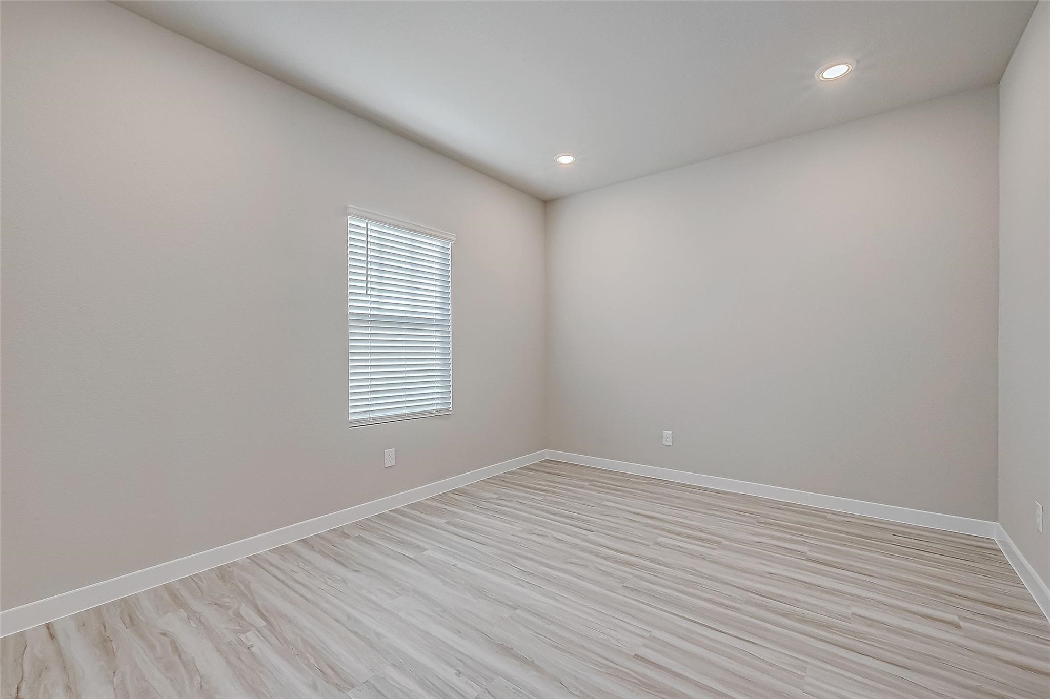 6343 Buffalo Bend Lane Property Photo 2