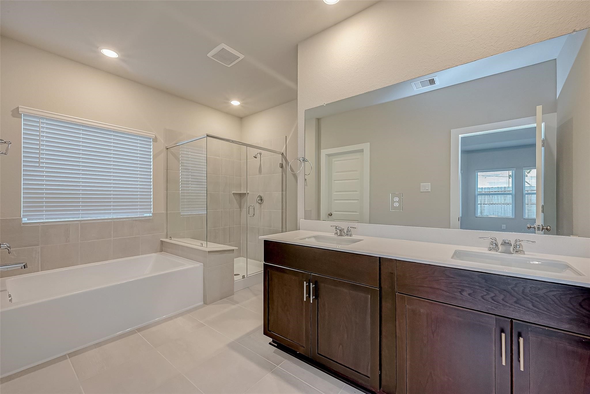 6343 Buffalo Bend Lane Property Photo 12