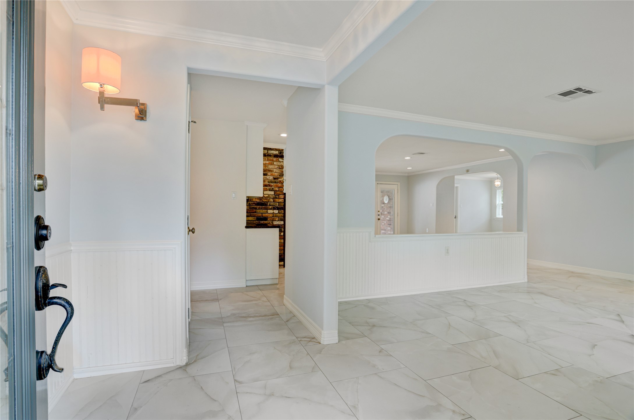 10321 Willowgrove Drive Property Photo 4