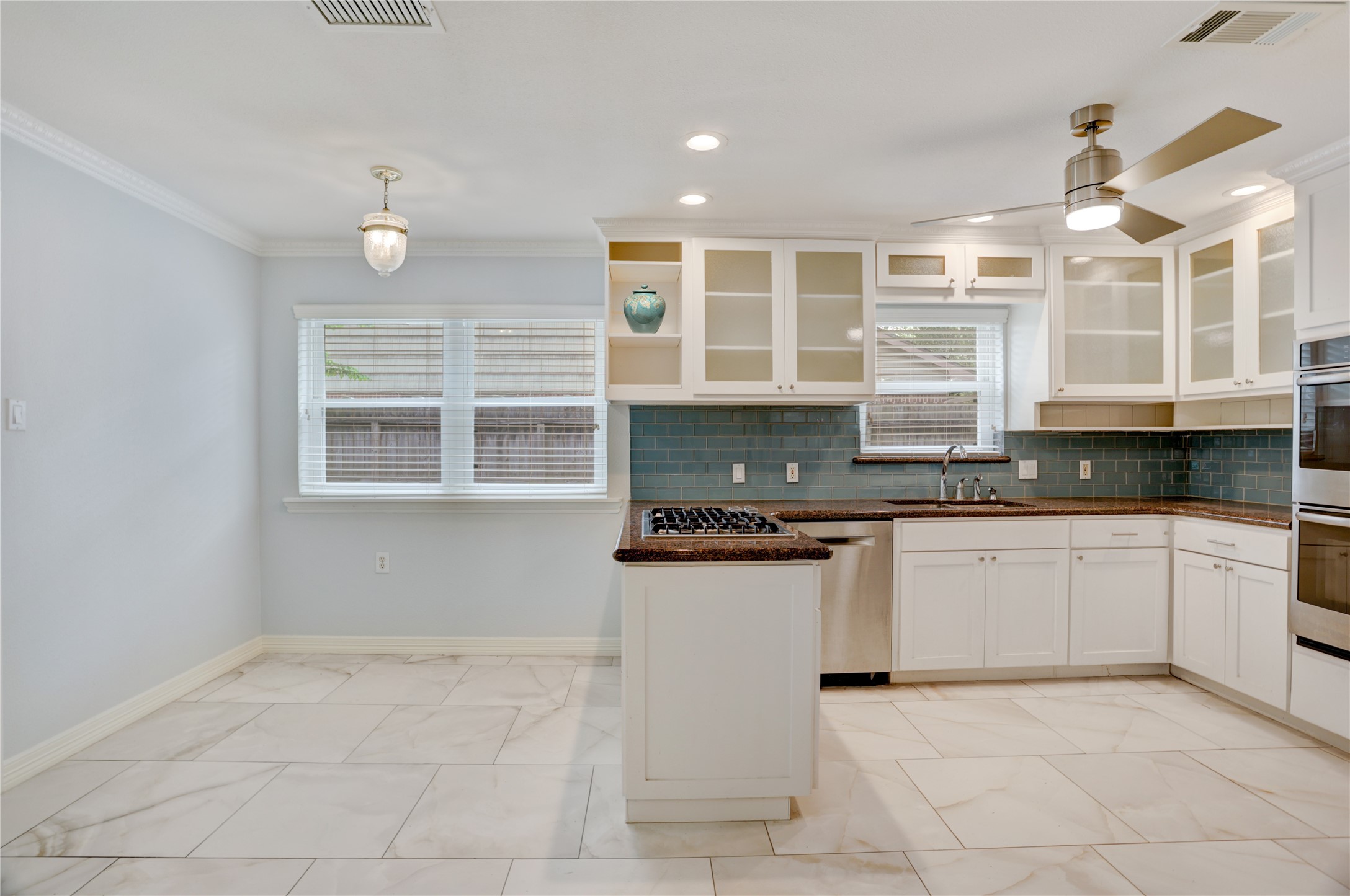 10321 Willowgrove Drive Property Photo 15