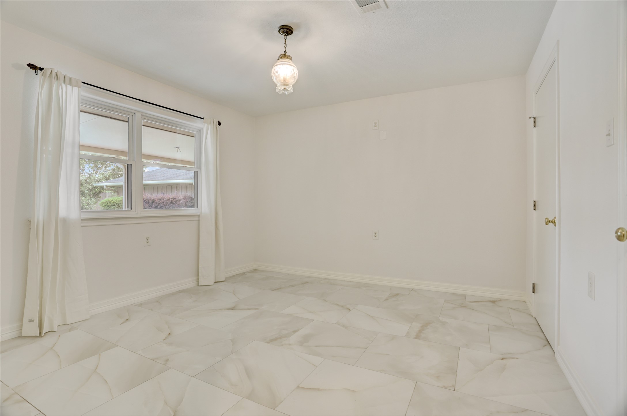 10321 Willowgrove Drive Property Photo 27