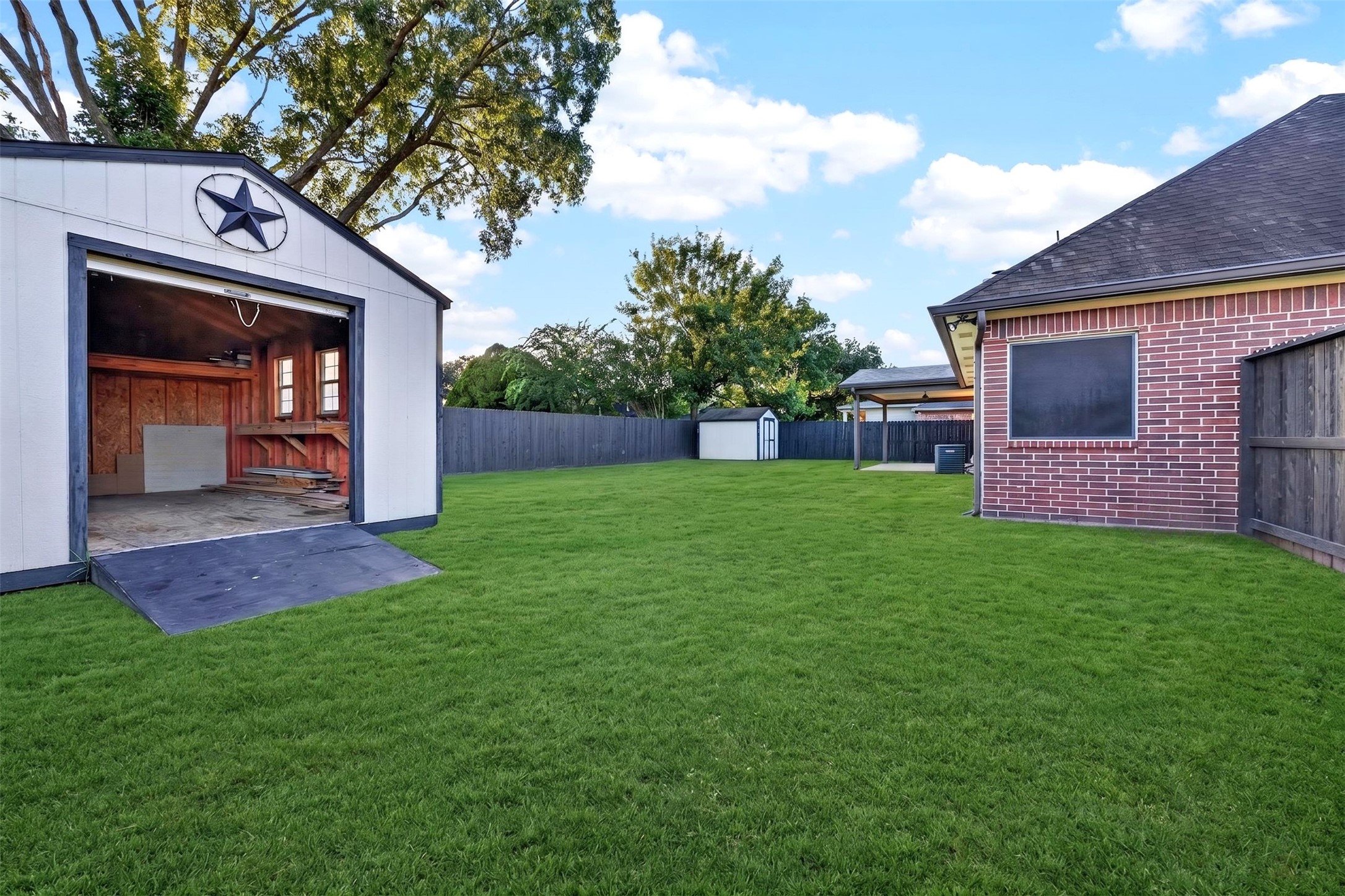18610 Autumn Hills Drive Property Photo 35