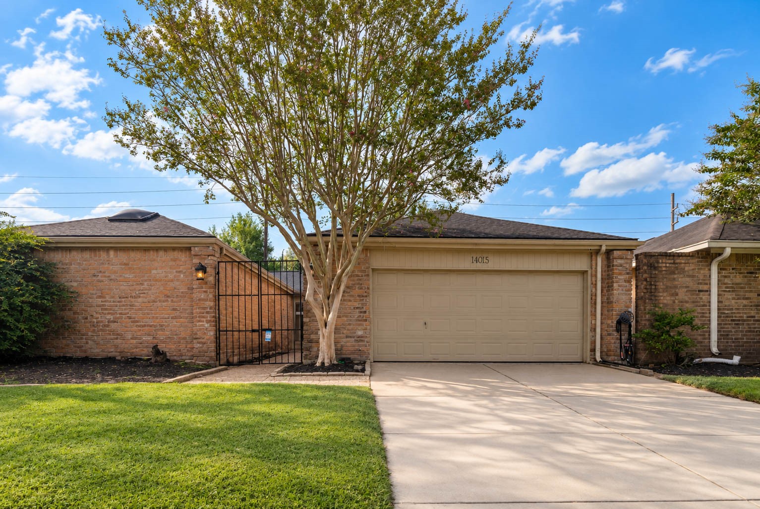 14015 Swiss Hill Drive Property Photo 1