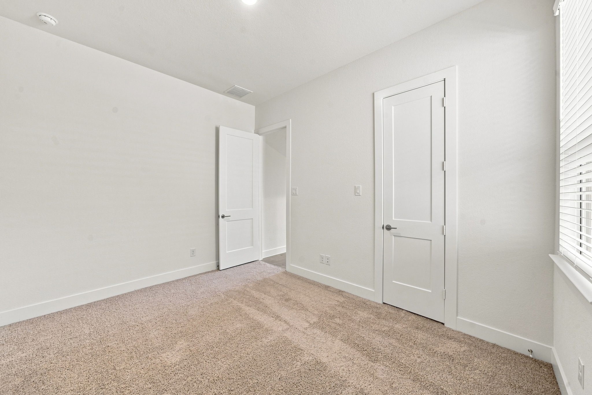 2029 Persimmon Cove Court Property Photo 6