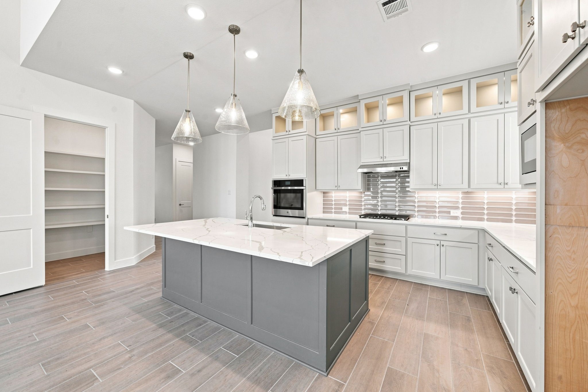 2029 Persimmon Cove Court Property Photo 10