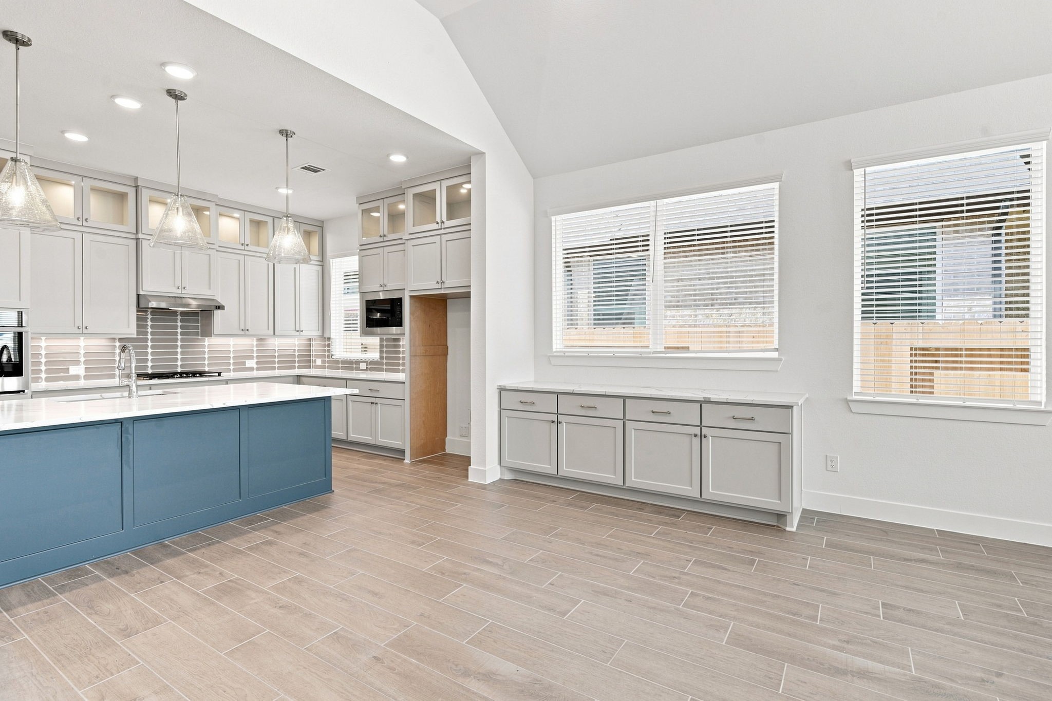 2029 Persimmon Cove Court Property Photo 13