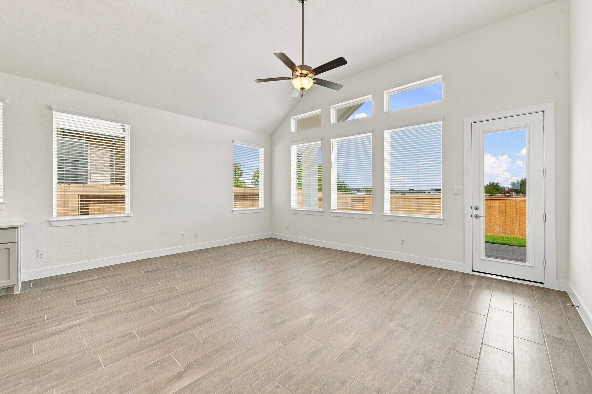 2029 Persimmon Cove Court Property Photo 16
