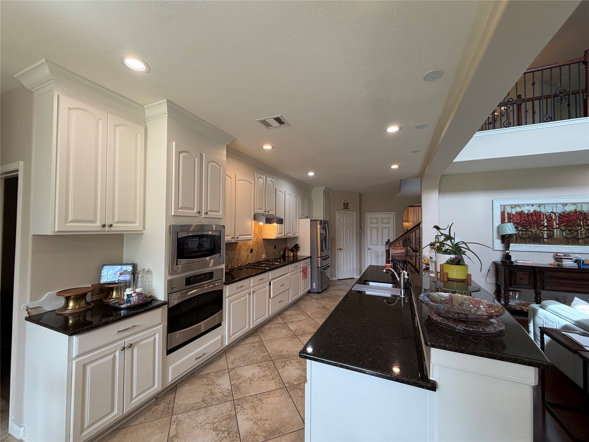 5518 Plumero Meadow Drive Property Photo 10