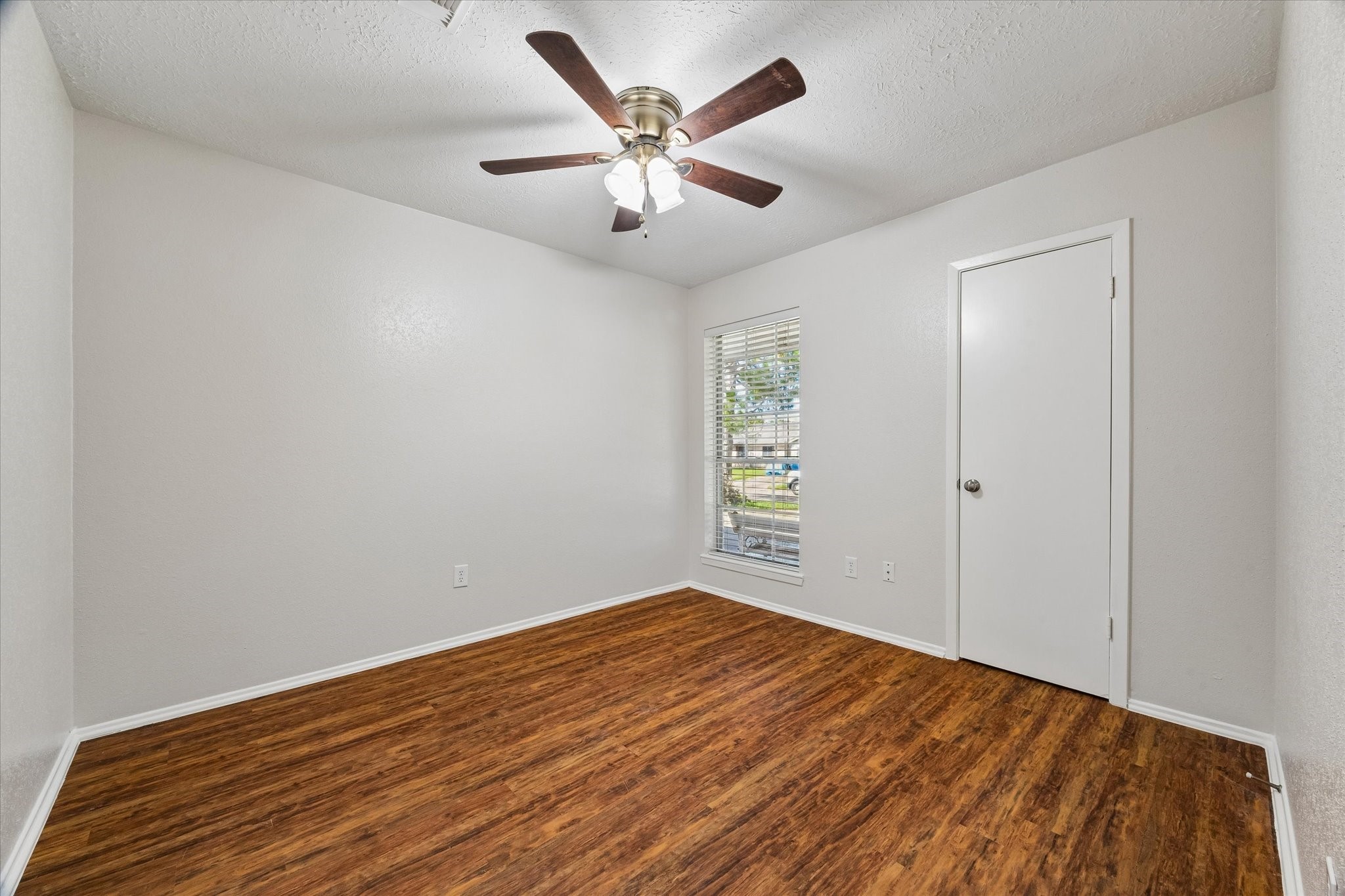 17134 Barcelona Drive Property Photo 20