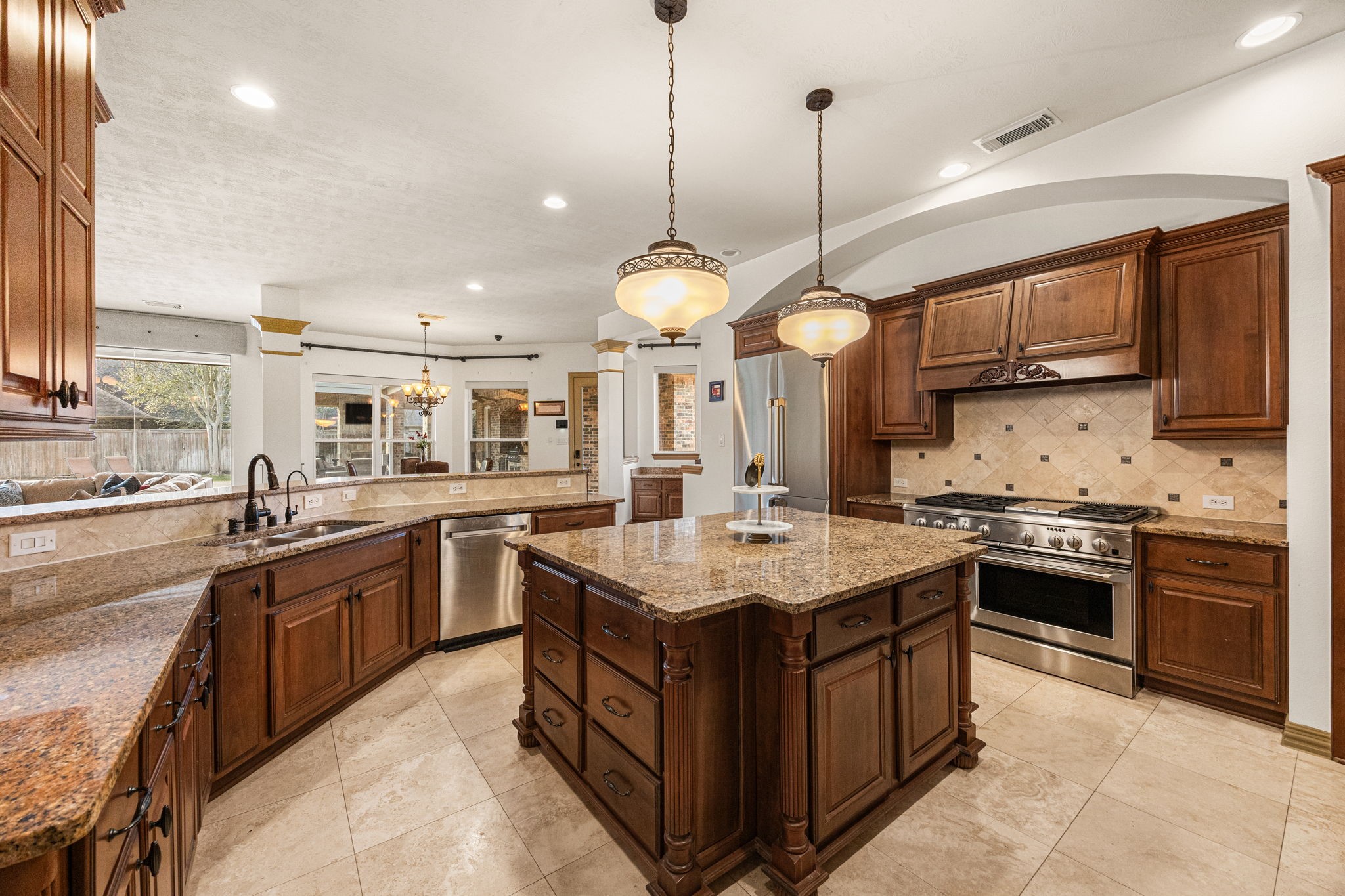 17807 Fairhaven Gateway Drive Property Photo 8