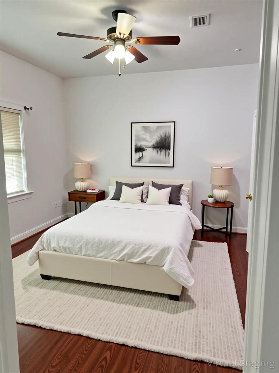 712 Harrington Street B Property Photo 10