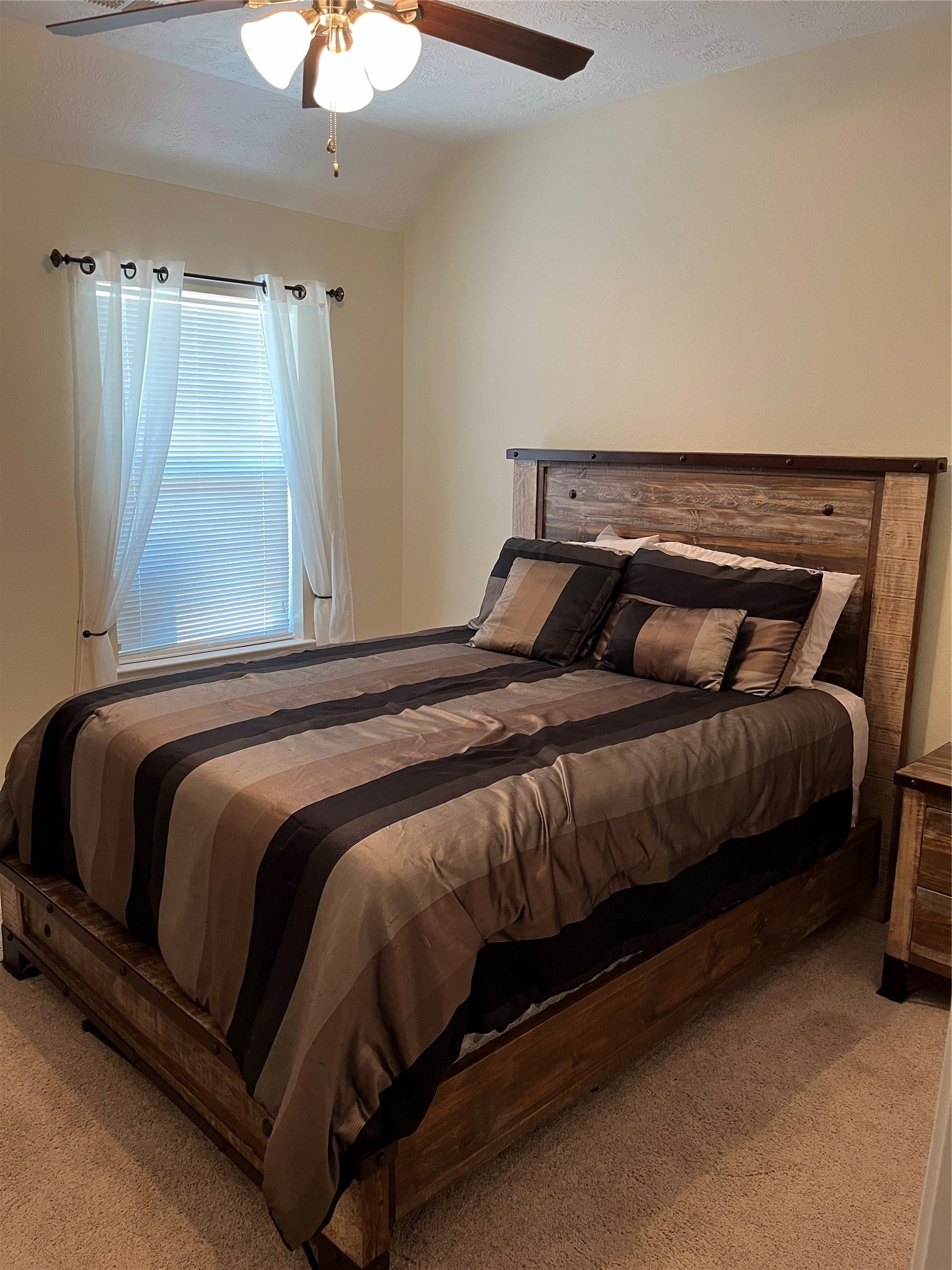 3515 Emerson Drive Property Photo 16