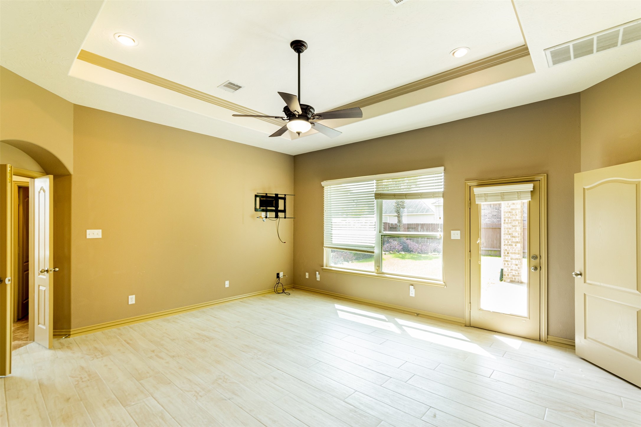 25010 Florina Ranch Drive Property Photo 23