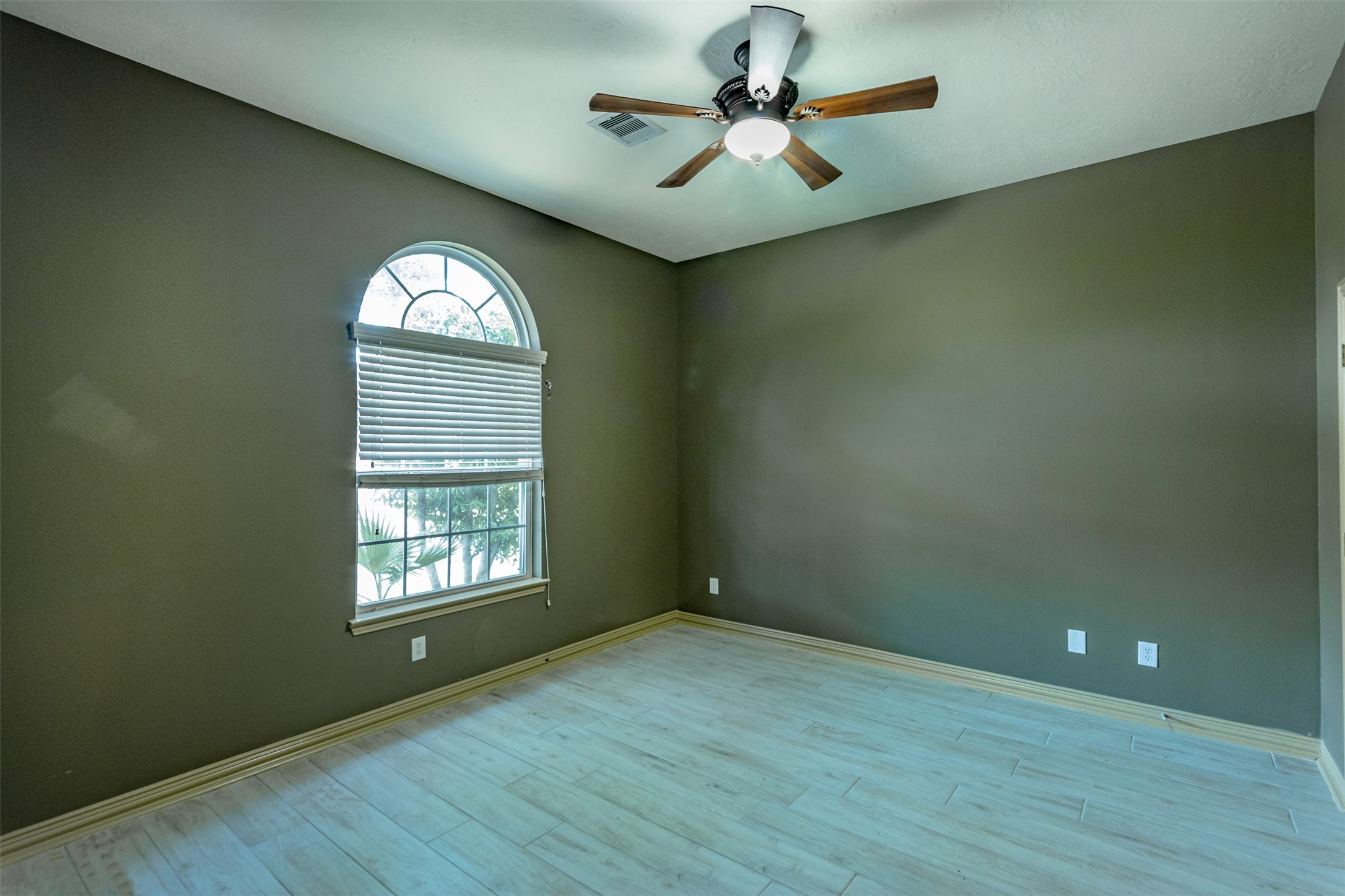 25010 Florina Ranch Drive Property Photo 39