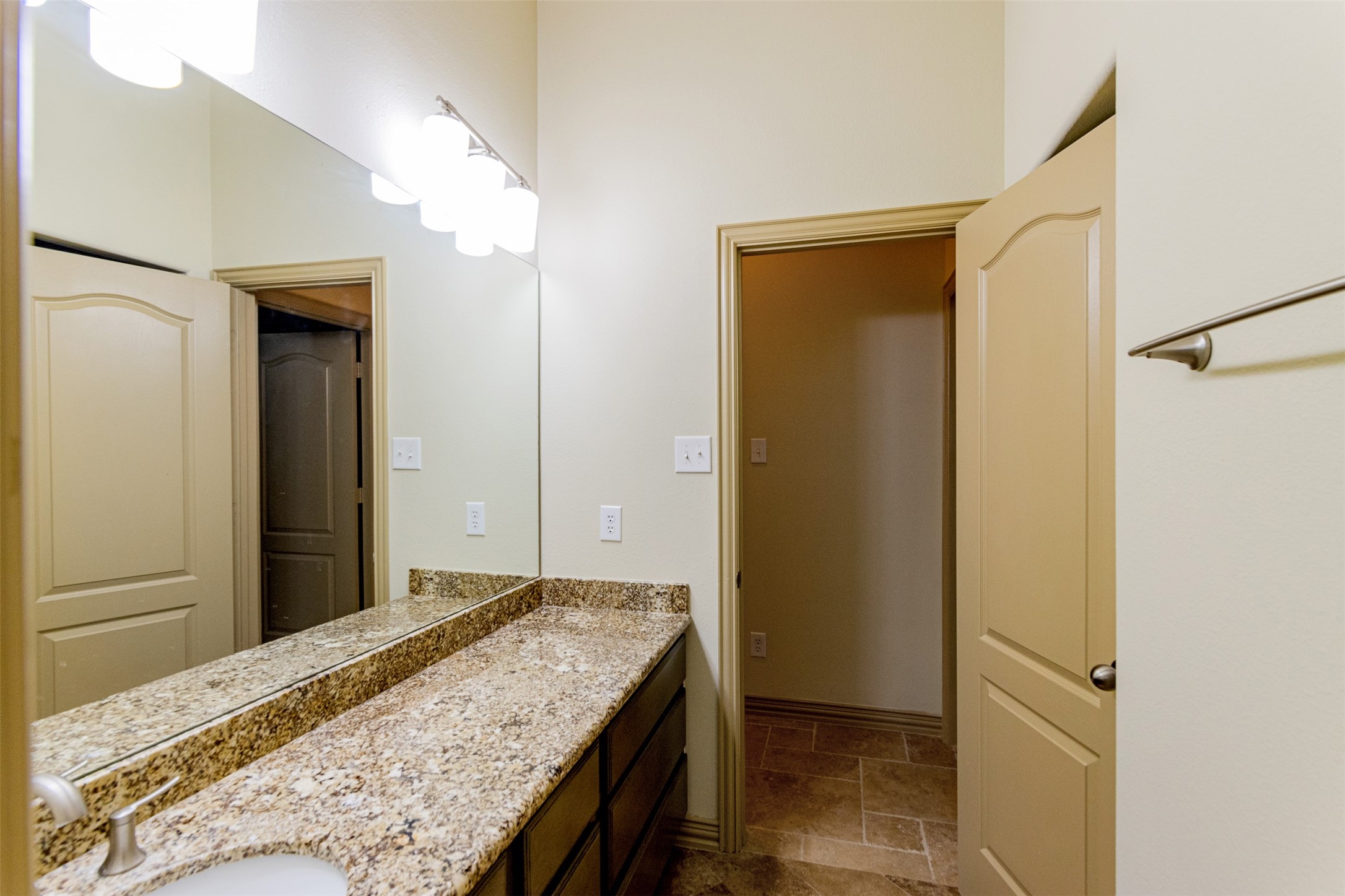 25010 Florina Ranch Drive Property Photo 43