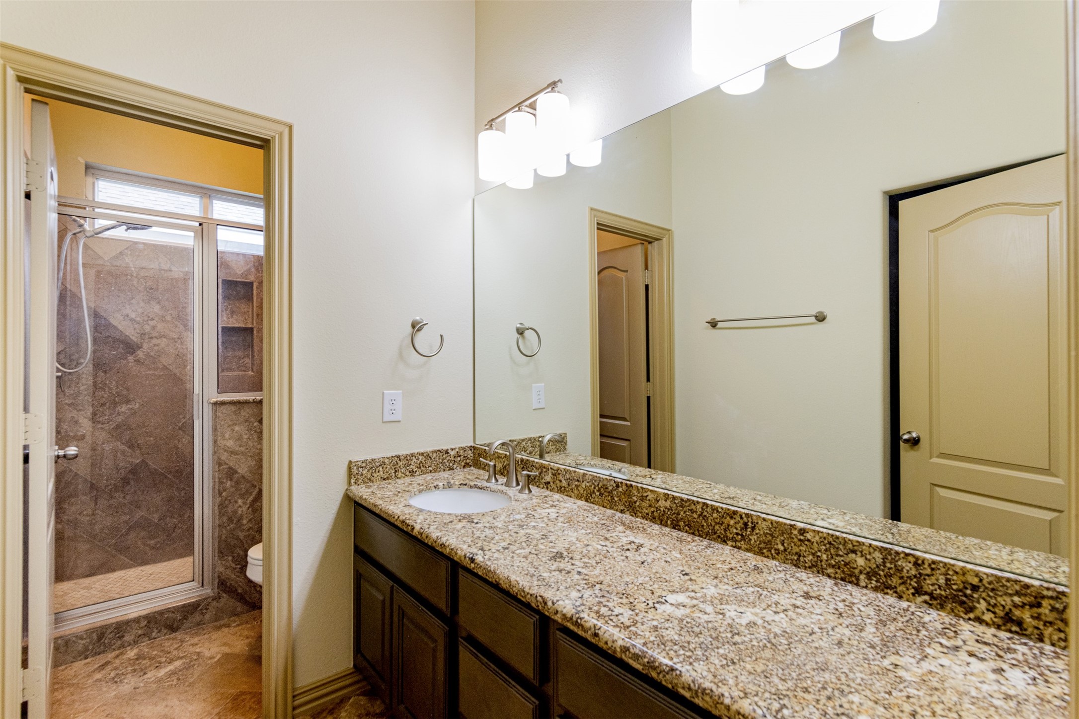 25010 Florina Ranch Drive Property Photo 44