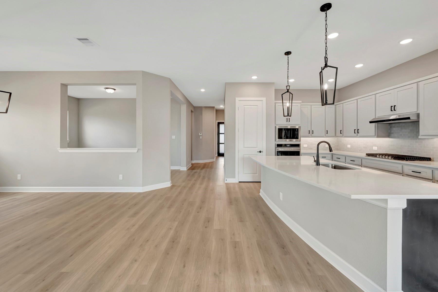2335 Verano Street Property Photo 29