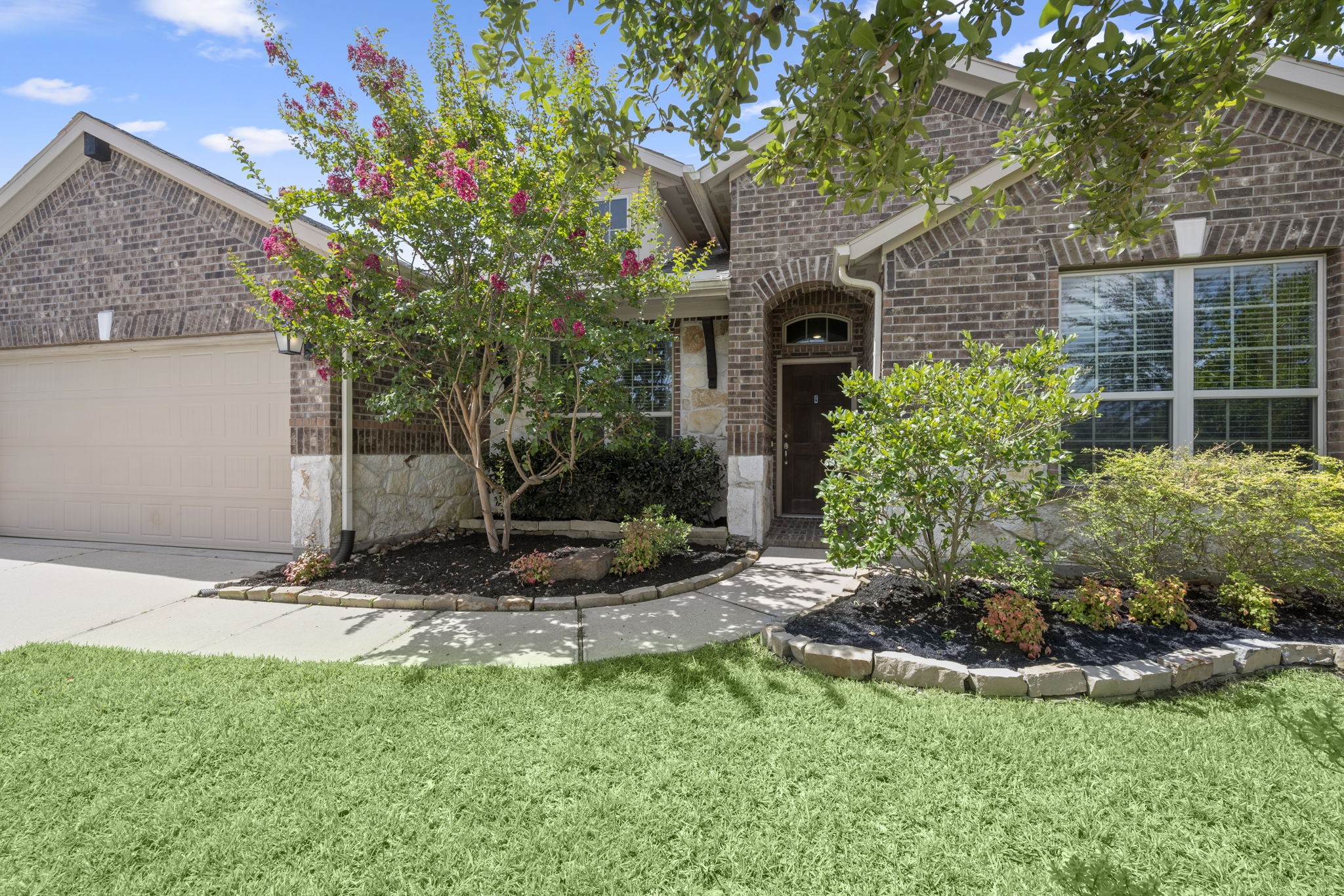 14305 Sawtooth Forest Court Property Photo 3