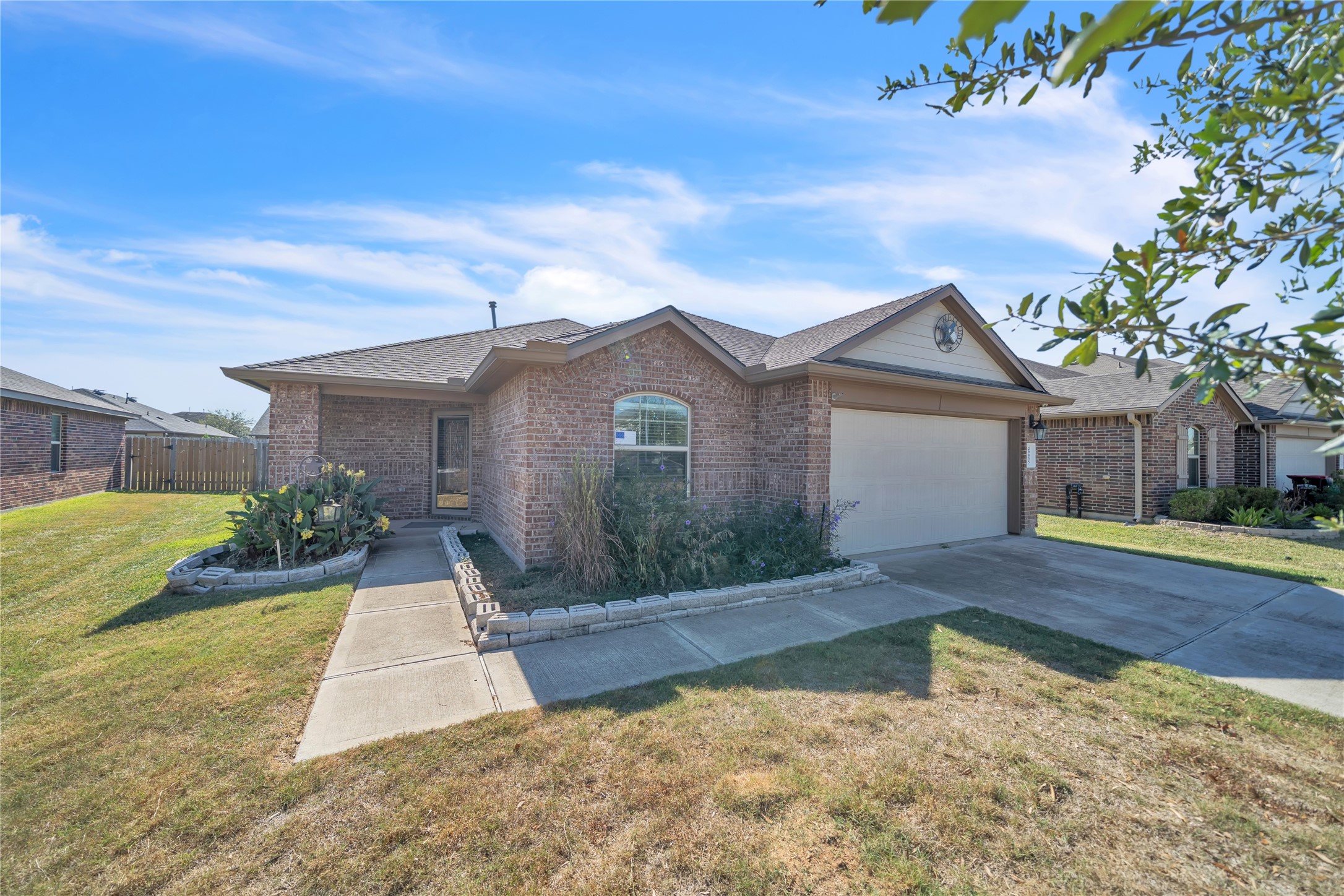 29035 Jacobs River Drive Property Photo 3