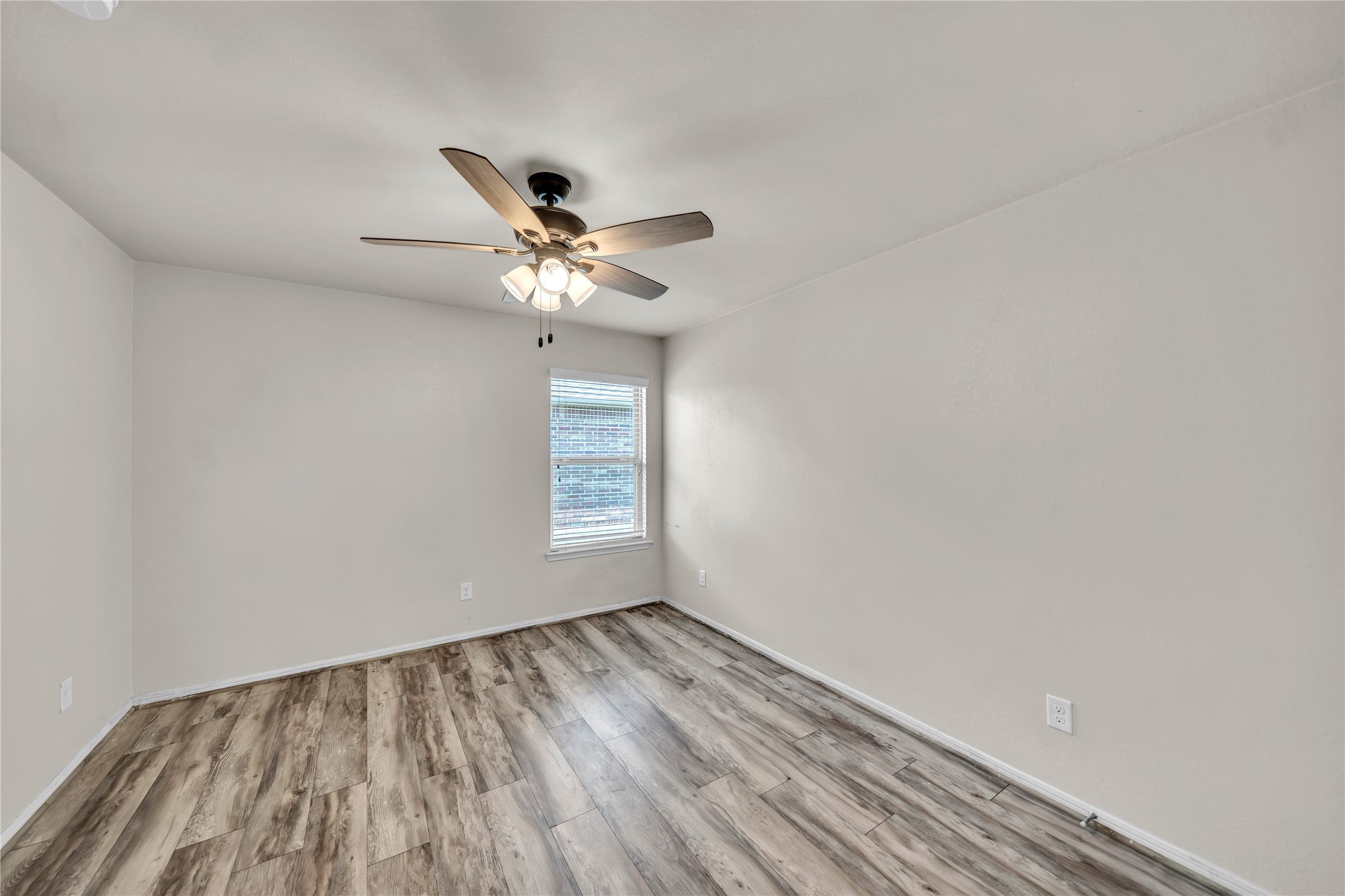 29035 Jacobs River Drive Property Photo 12