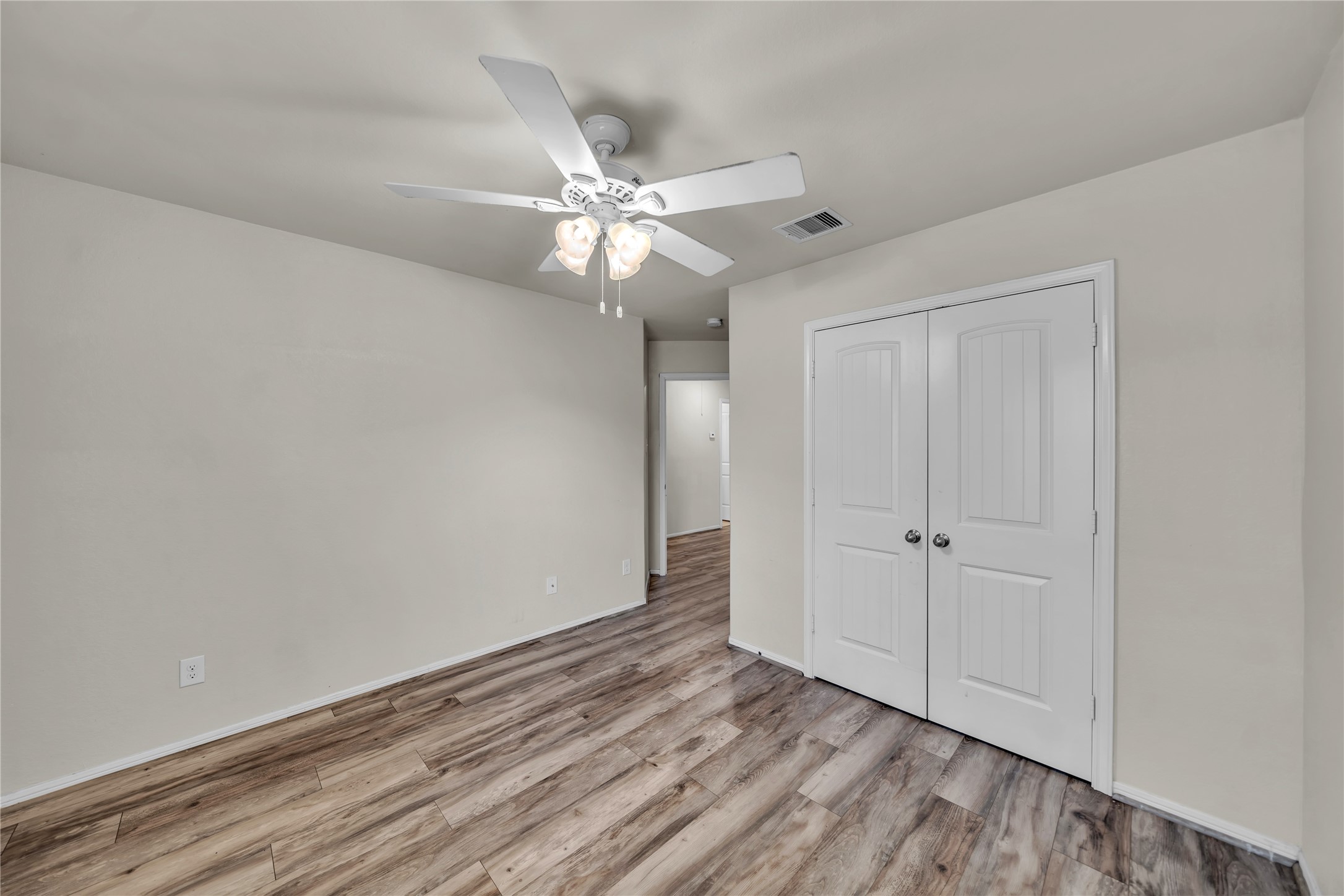 29035 Jacobs River Drive Property Photo 15