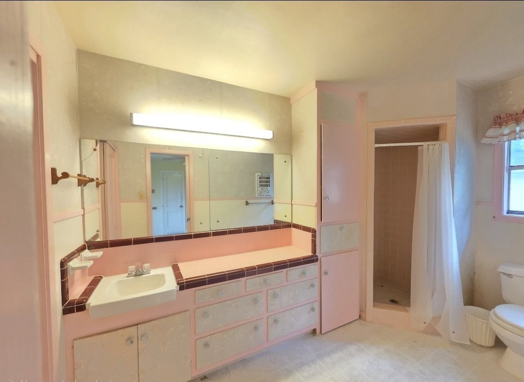 1420 Elm Avenue Property Photo 8