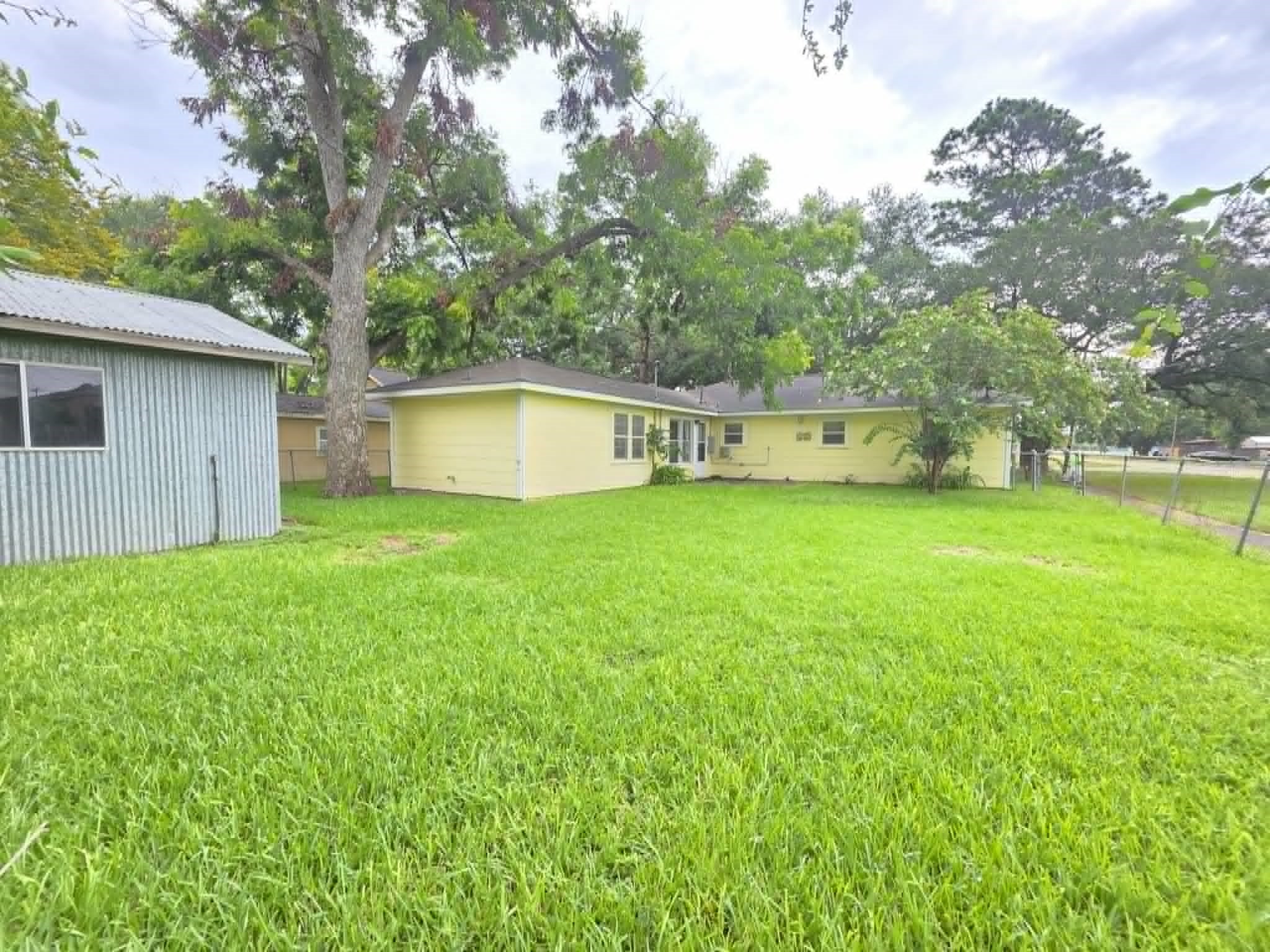 1420 Elm Avenue Property Photo 19