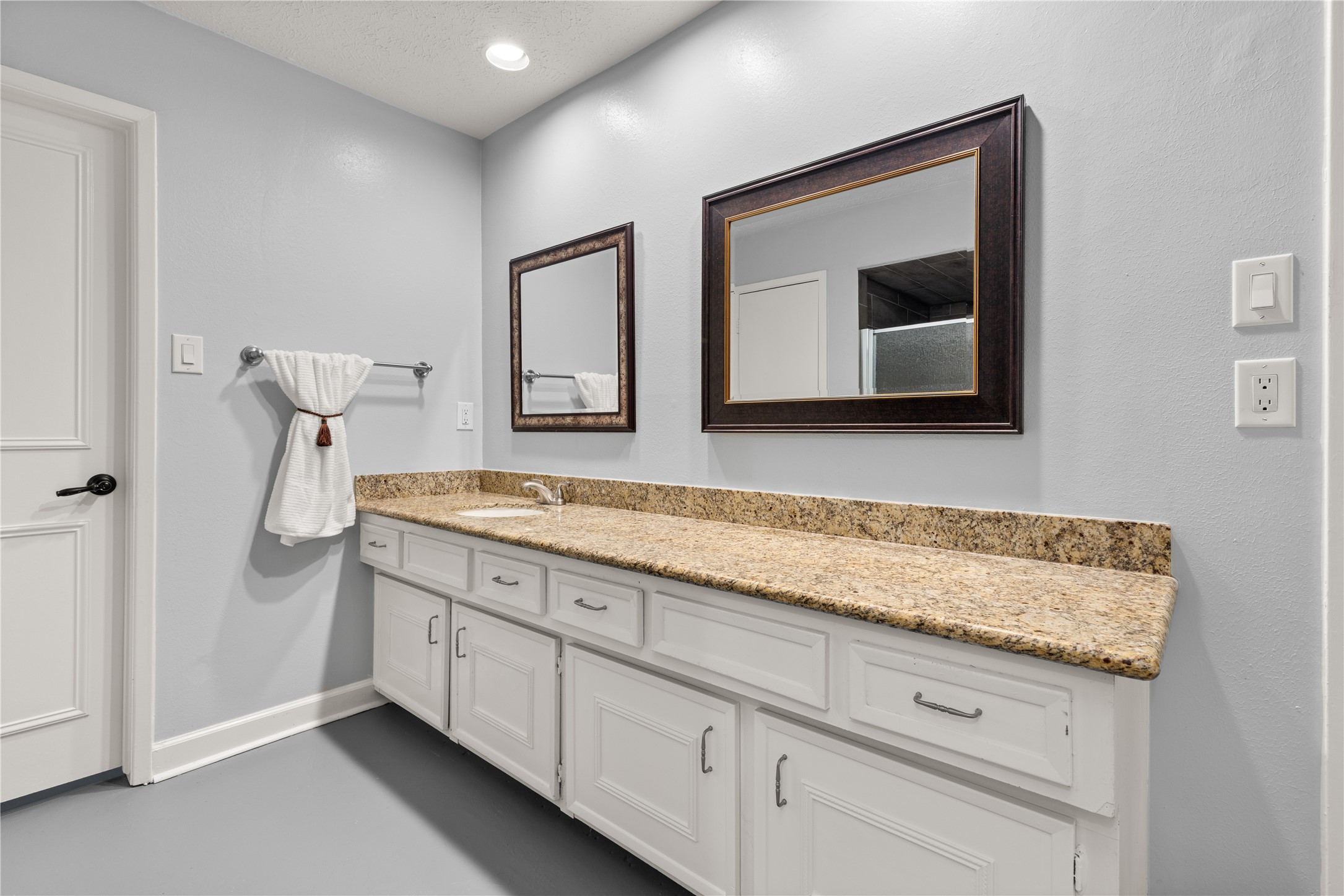3726 Golden Lake Drive Property Photo 19