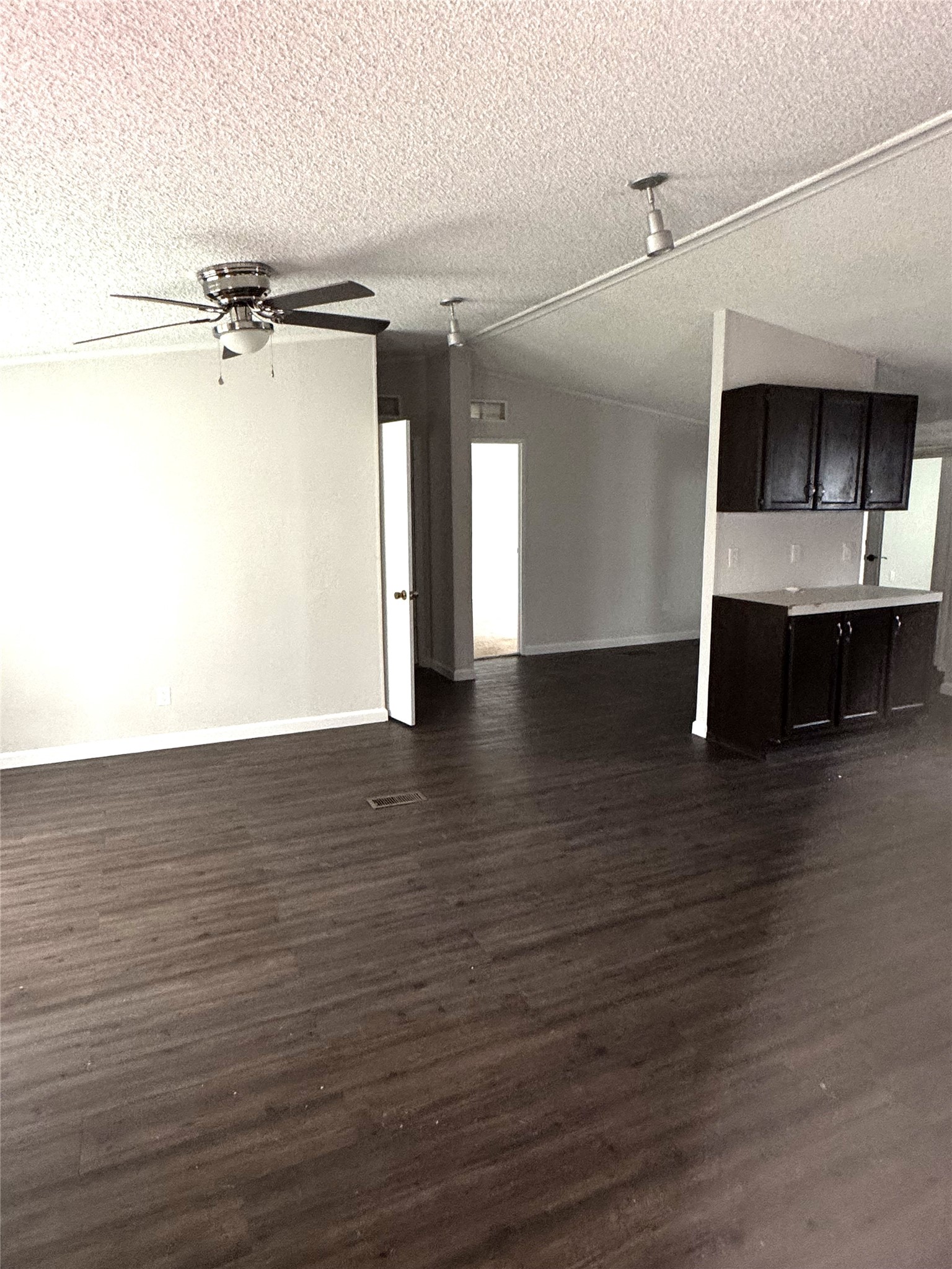 117 County Road 3794 Property Photo 2