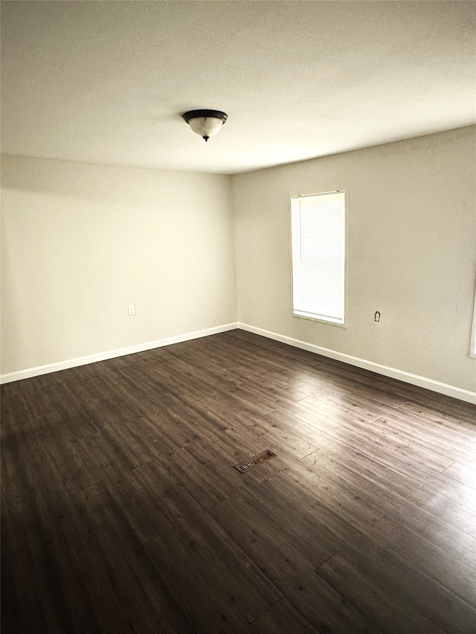 117 County Road 3794 Property Photo 11