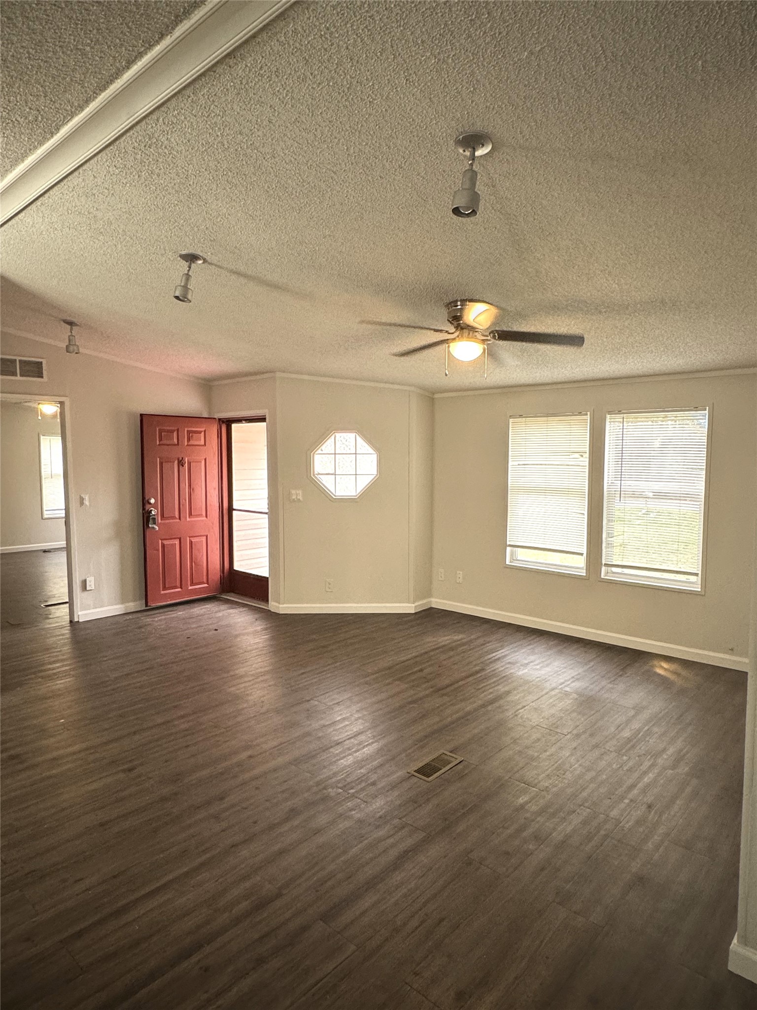 117 County Road 3794 Property Photo 12