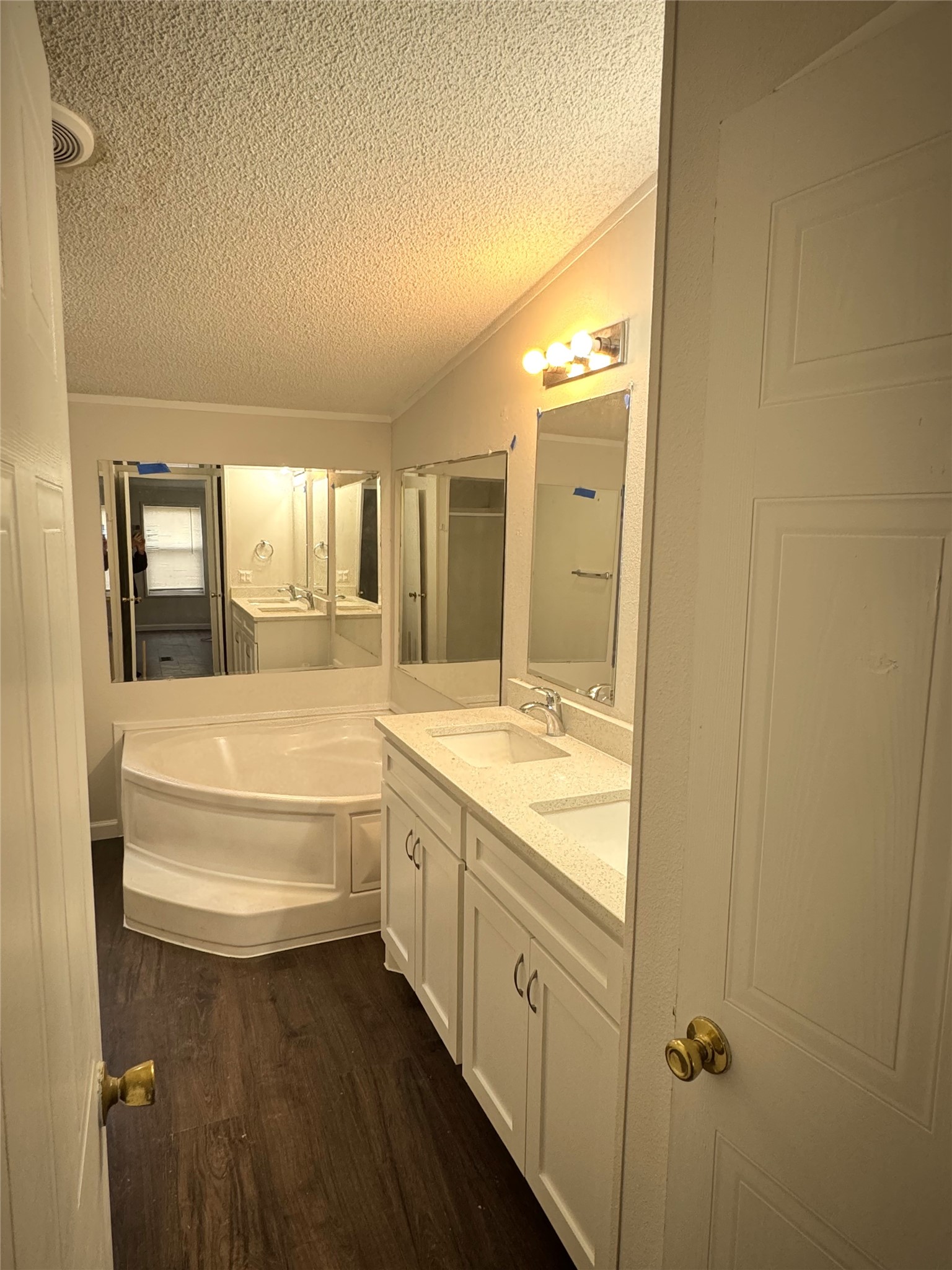 117 County Road 3794 Property Photo 14