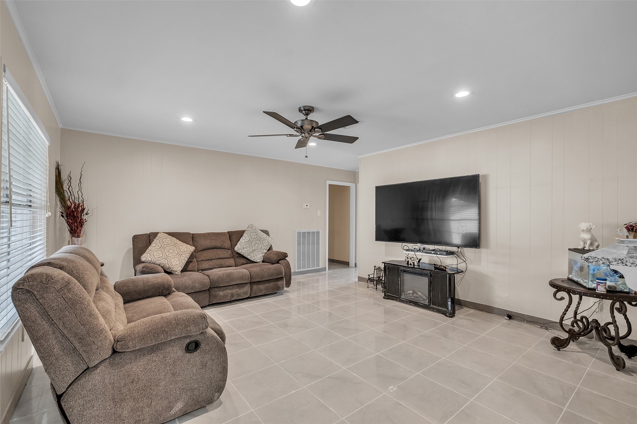 308 Tiegs Street Property Photo 6