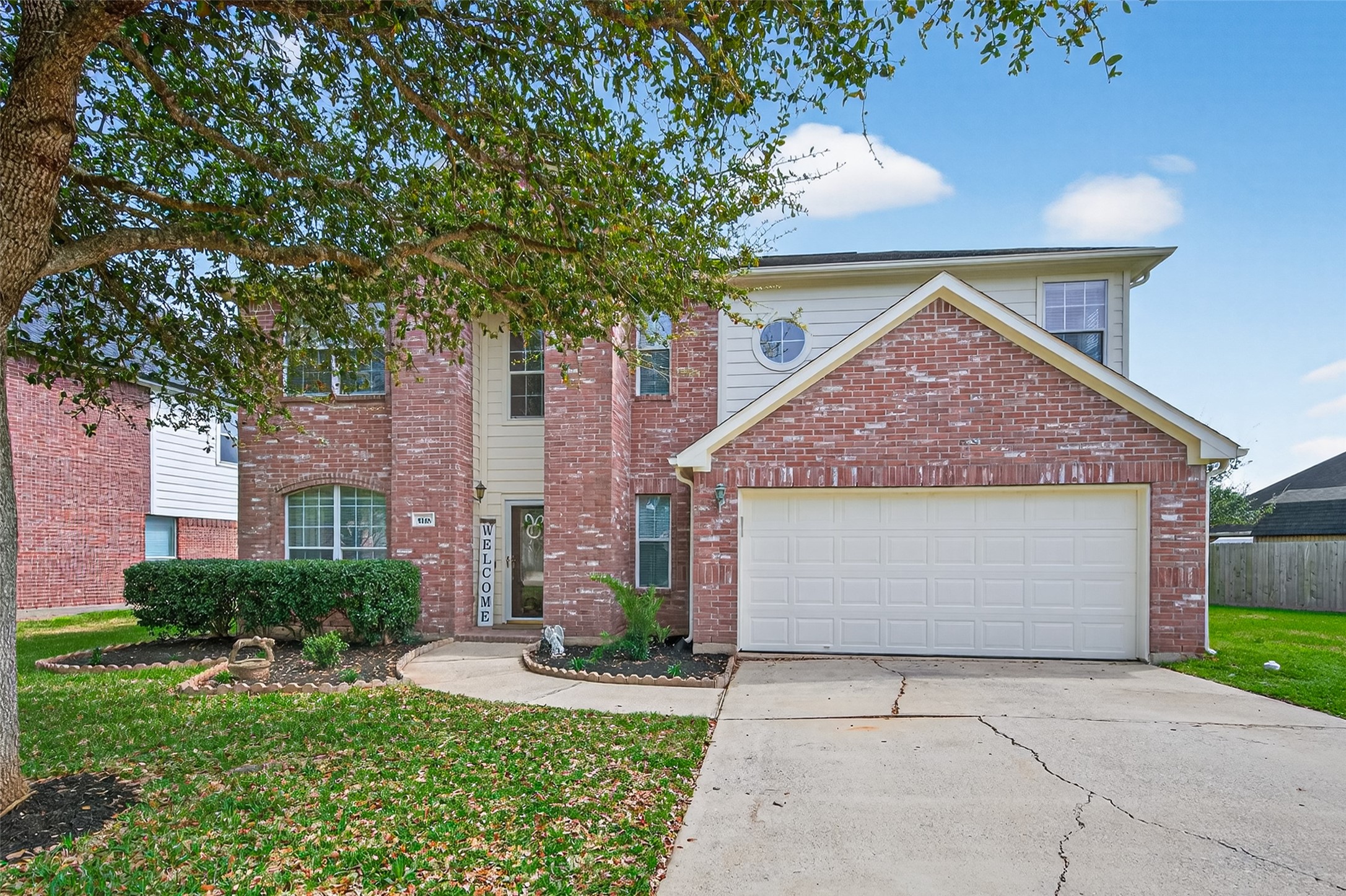 5118 Cove Creek Property Photo 3